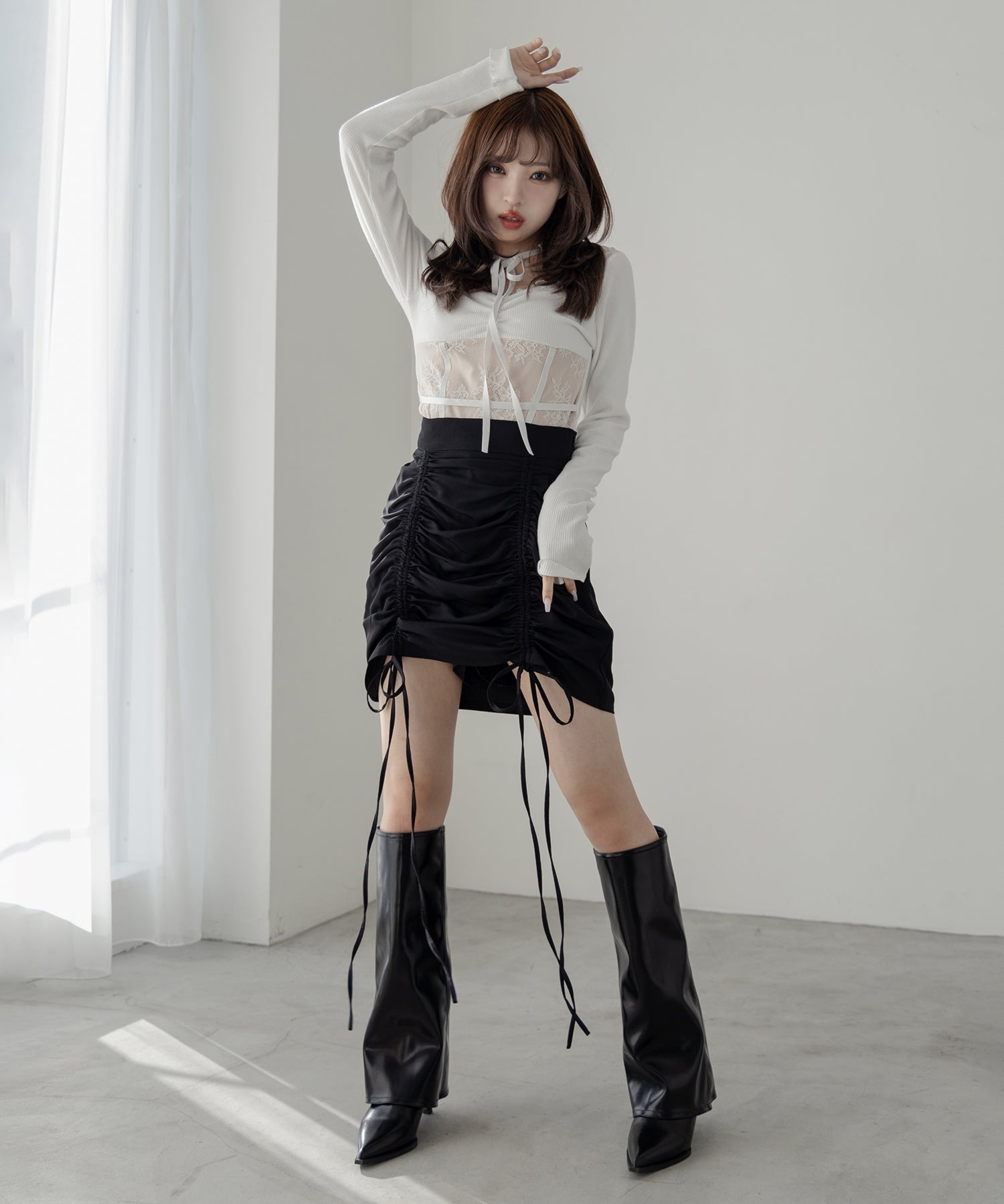 【 2color 】チョーカーネックリボンレーシーカットソートップス / choker neck ribbon lacy cutsaw tops