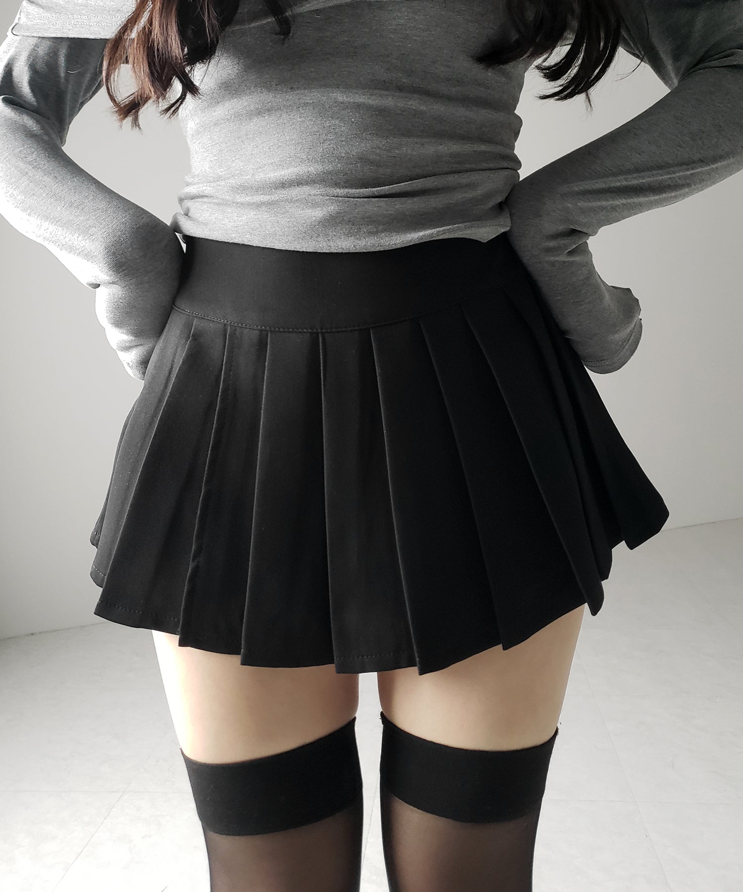 プリーツマイクロミニスカパン / pleated micro mini skirt pants
