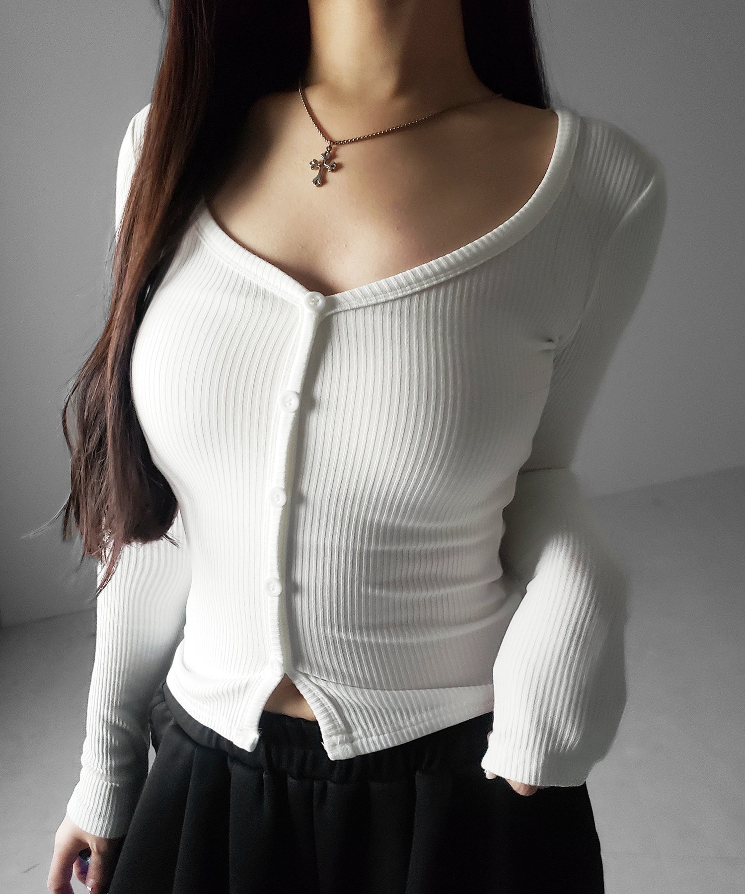 【 裏微起毛 】フロントボタンタイトリブカットソートップス / front button tight ribbed cutsew tops