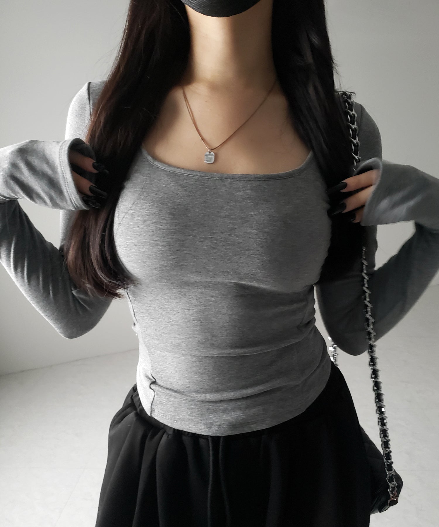 【 裏起毛 / カップ付き 】スクエアネックスリムカットソートップス