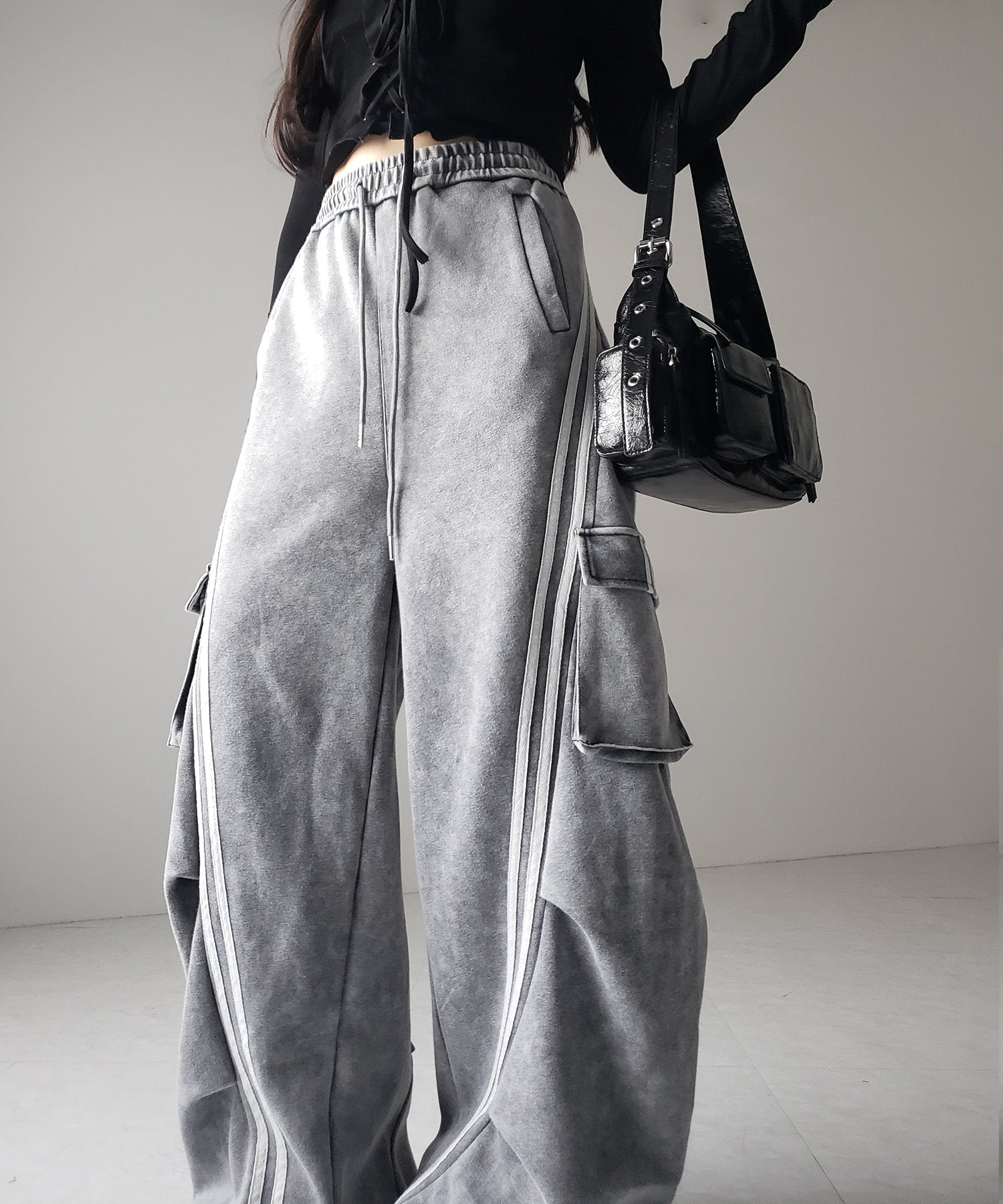 【 裾絞り可能2WAY 】ピグメントヴィンテージサイドラインタックワイドスウェットパンツ / pigment vintage sideline tuck wide sweatpants