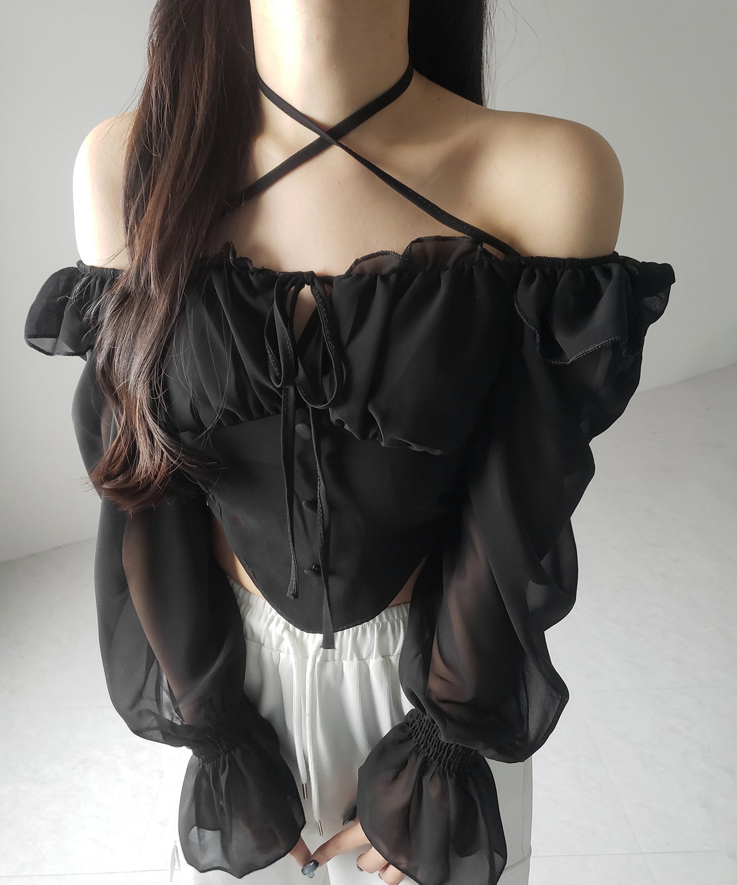【 2WAY 】フロントリボンクロスネックオフショルシフォンブラウス / front ribbon cross neck off-shoulder chiffon blouse