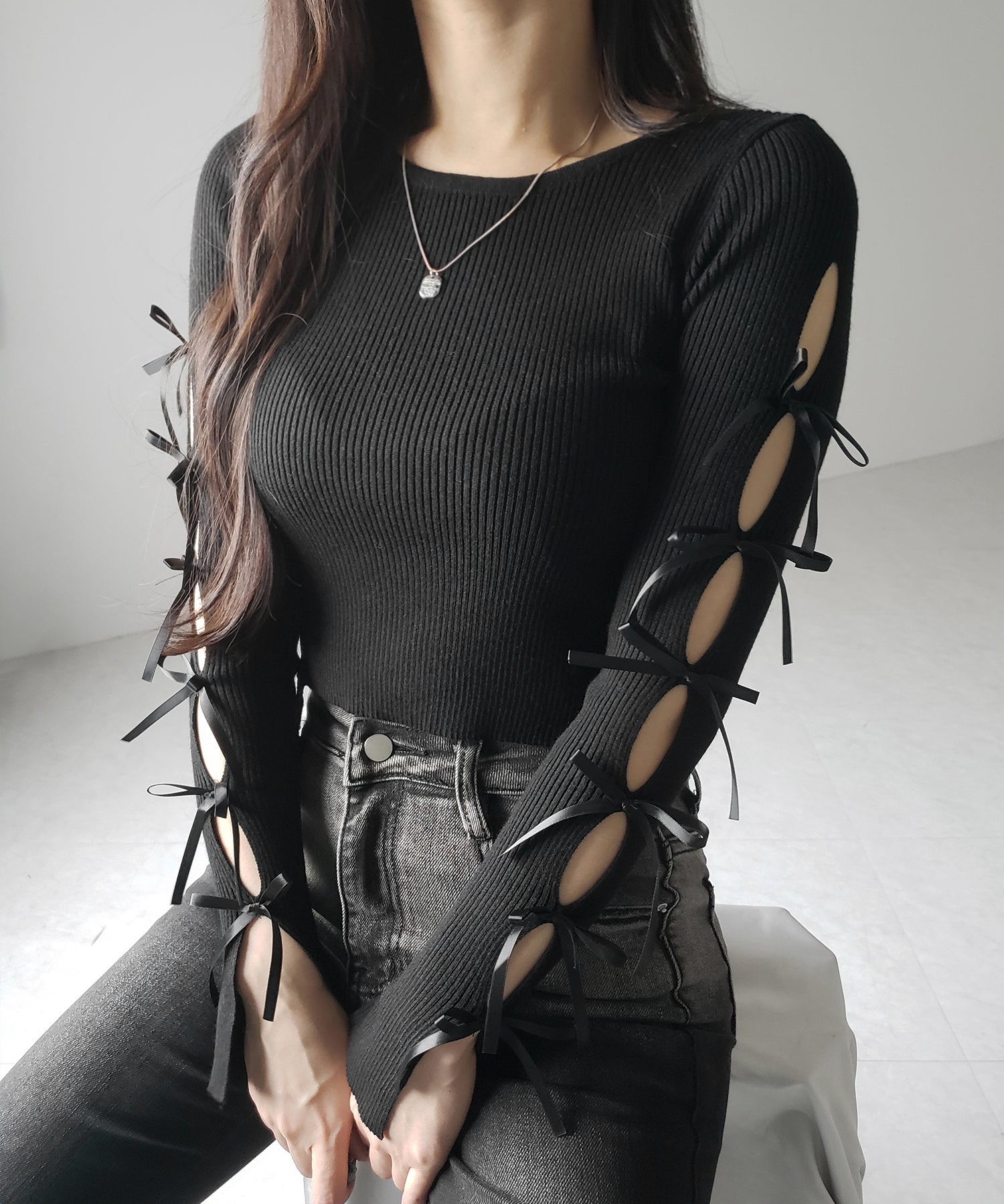 【 2color 】カットアウトリボンショートリブニット / cut out ribbon short rib knit