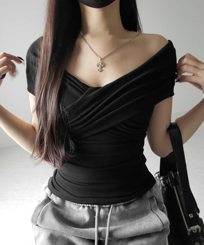 オフショルドレープクロスギャザリングTシャツ /off shoulder draped cross gatherimg T-shirt