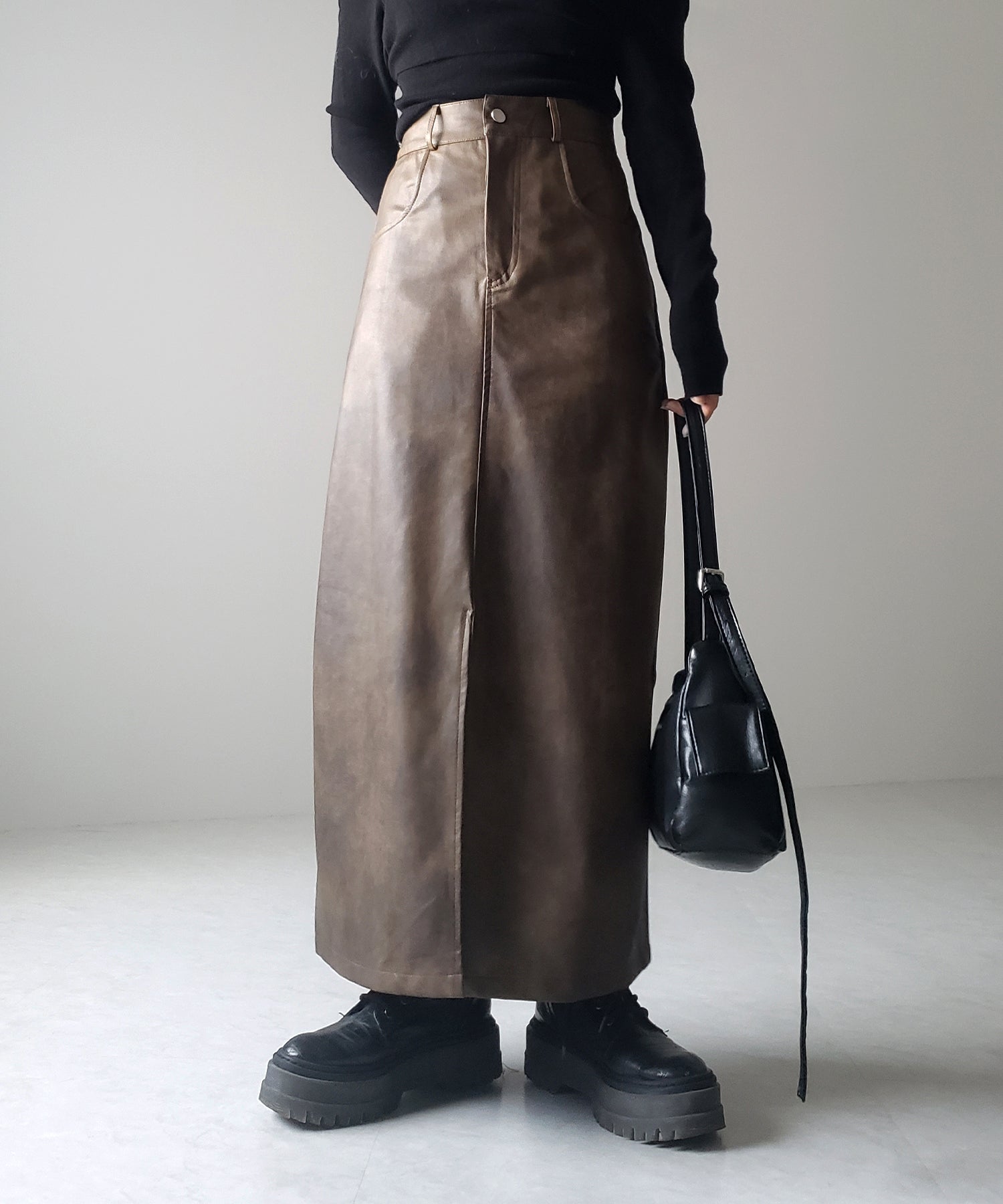 【 3color / 3size 】フロントスリットヴィンテージフェイクレザースカート