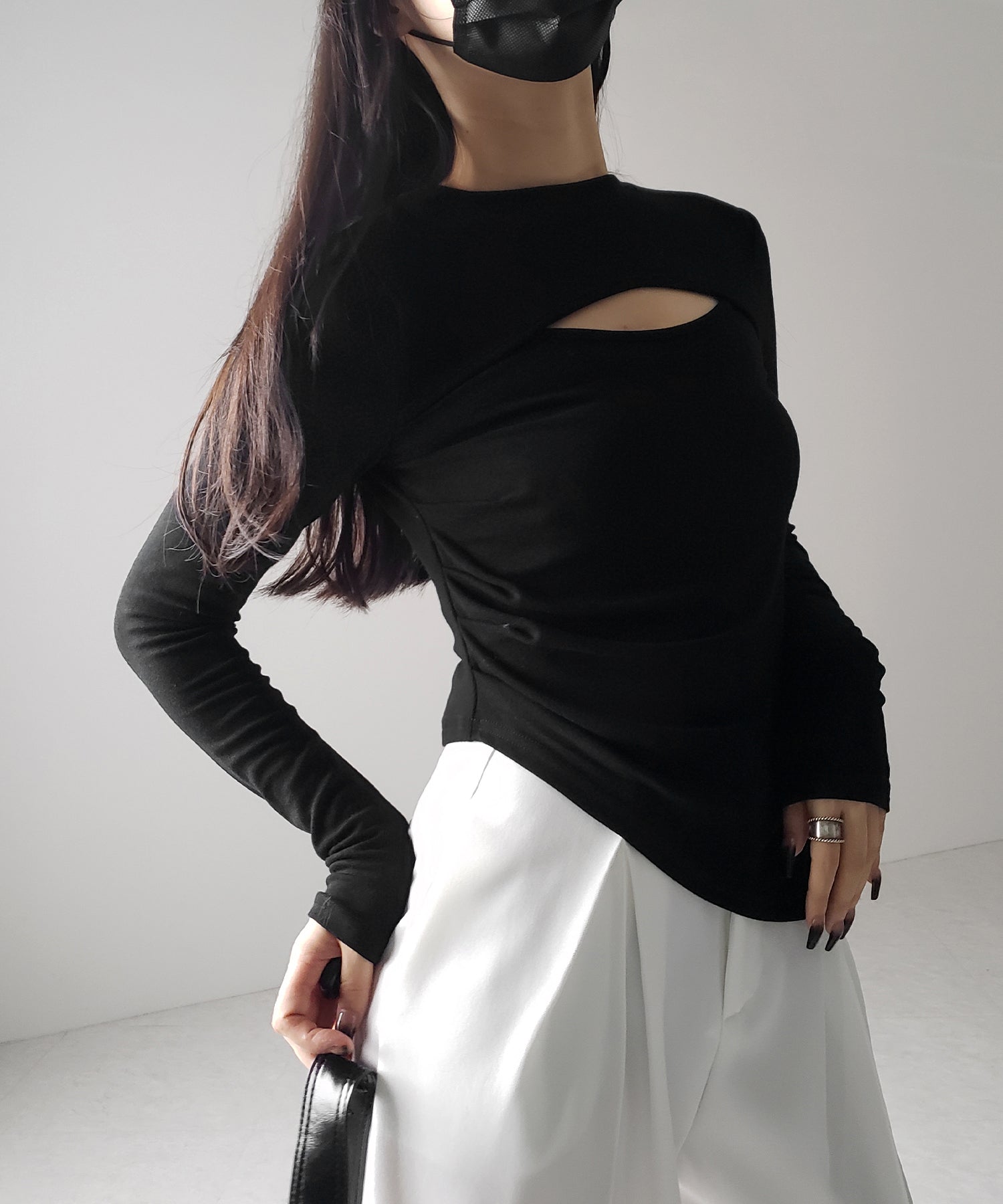 【 3color 】カットアウトサイドシャーリングアシンメトリートップス / cut-out side shirring asymmetry tops