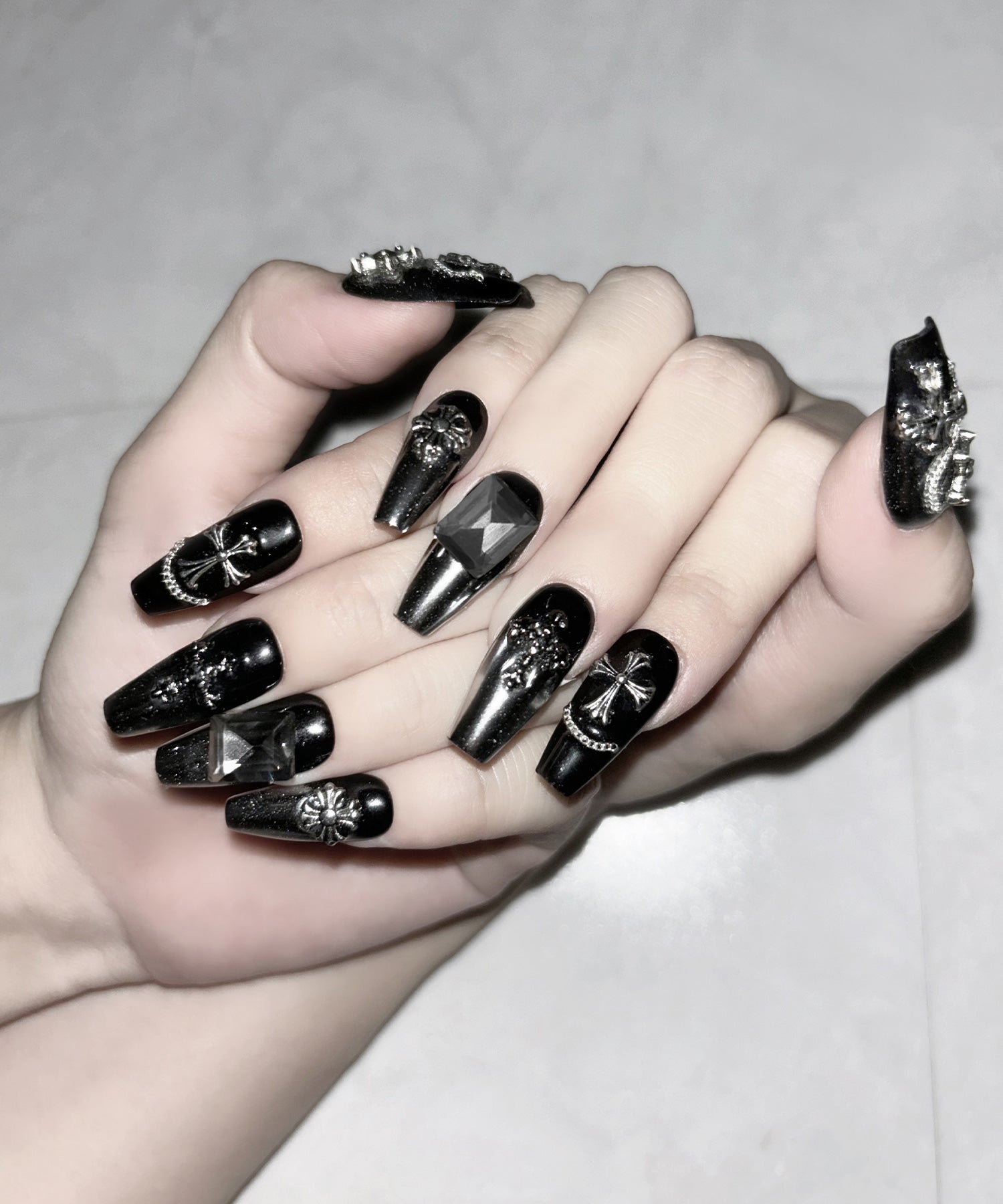 チェーンクロスブラックミラースクエアネイルチップ / chain cross black mirror square nail tips