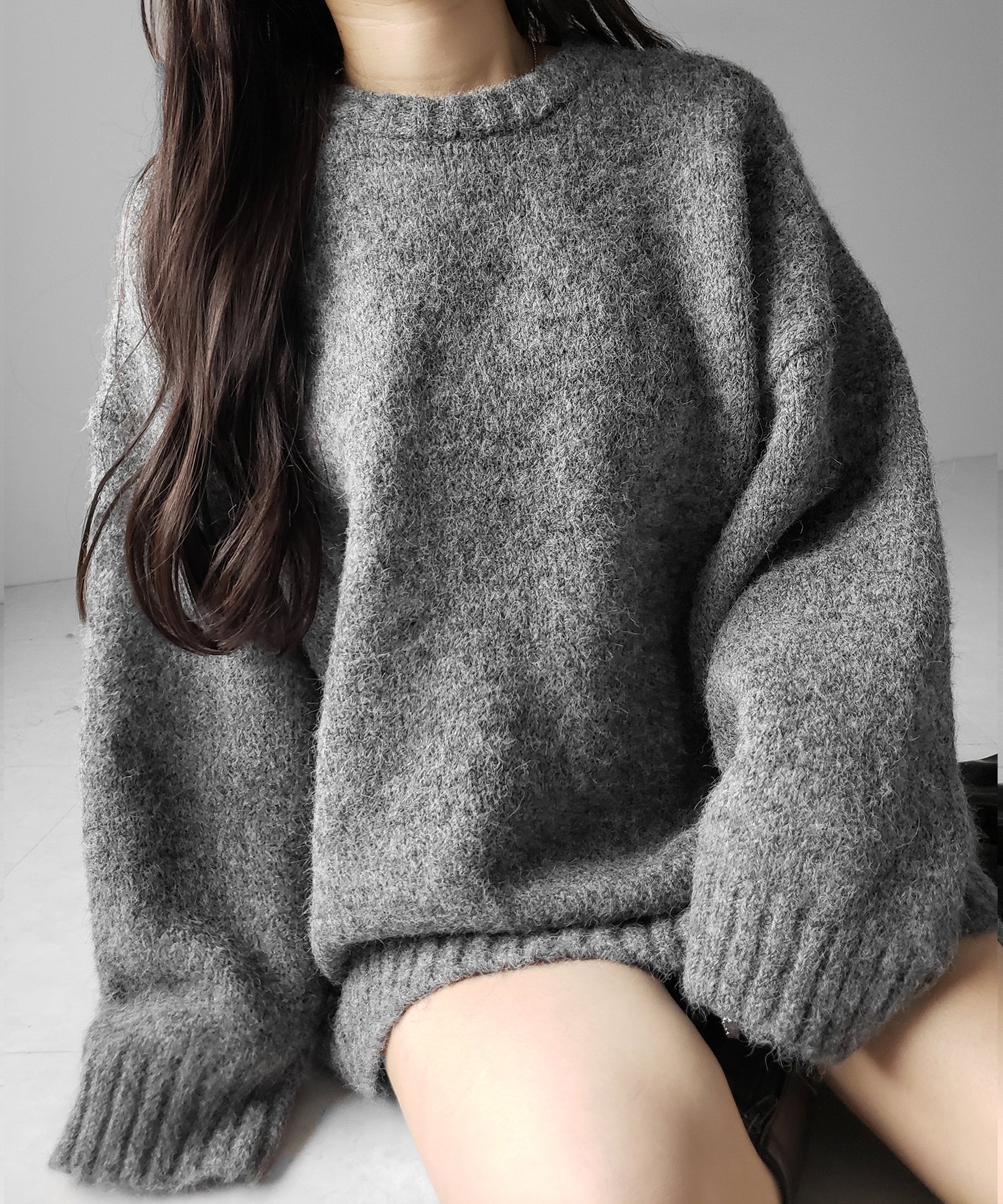 オーバーサイズフラッフィーニットプルオーバー / oversize fluffy knit pullover