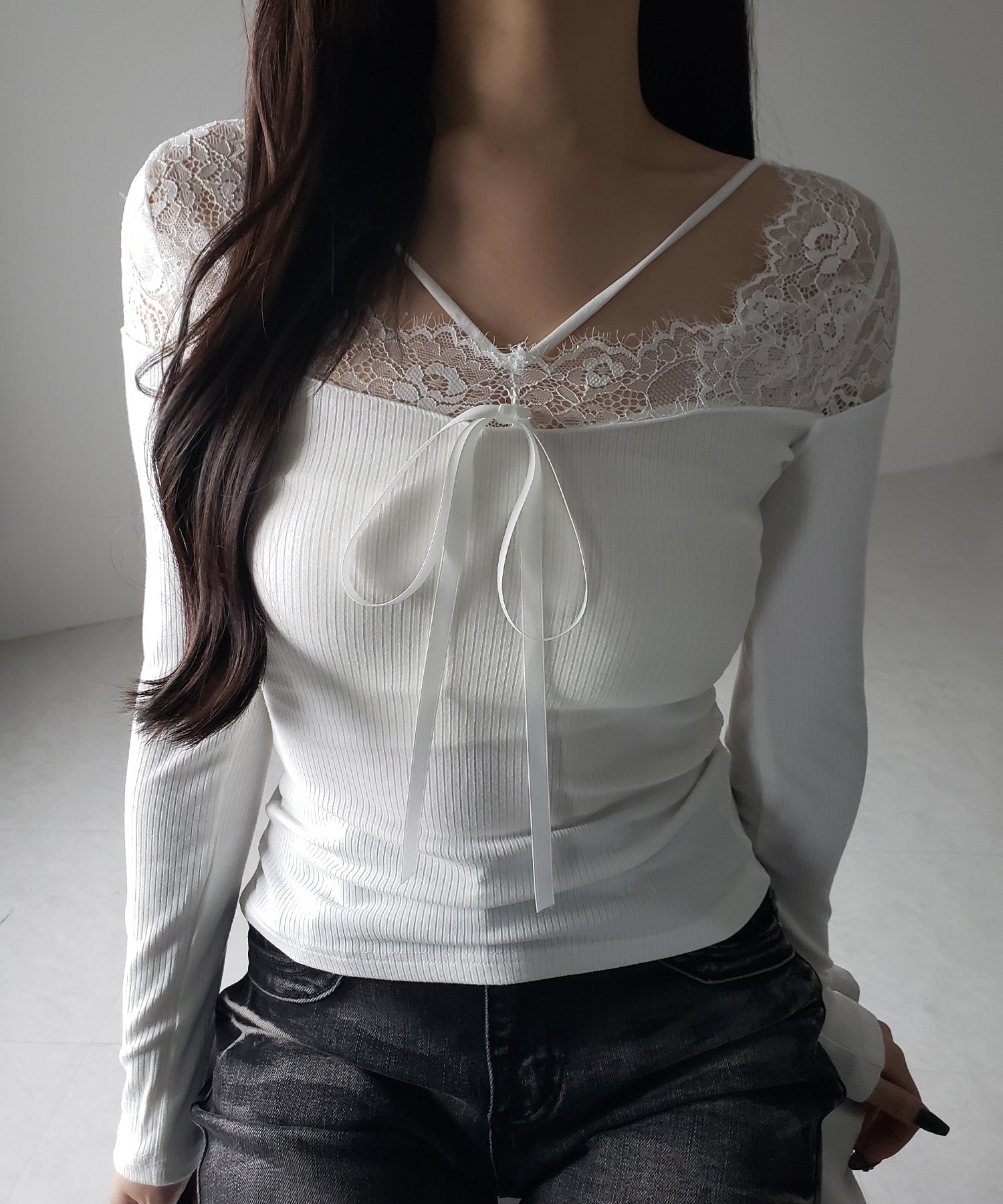 クロスストラップレース切替リブトップス / cross strap lace switching ribbed tops