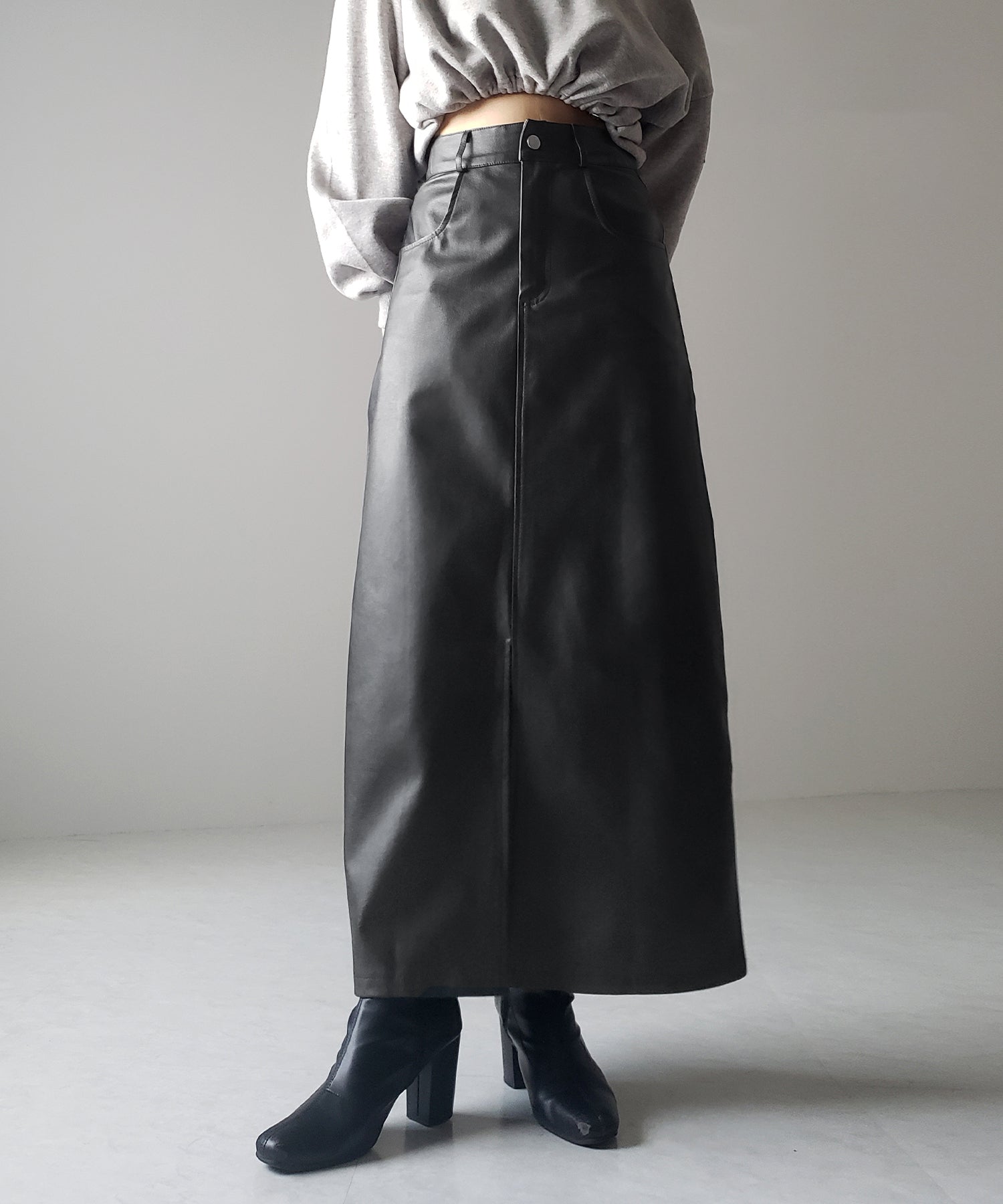 【 3color / 3size 】フロントスリットヴィンテージフェイクレザースカート