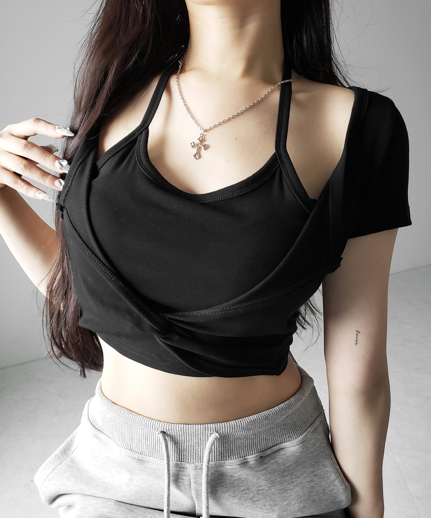 ホルターネックレイヤードショートぴちTシャツ / halter neck layered short pichi T-shirts