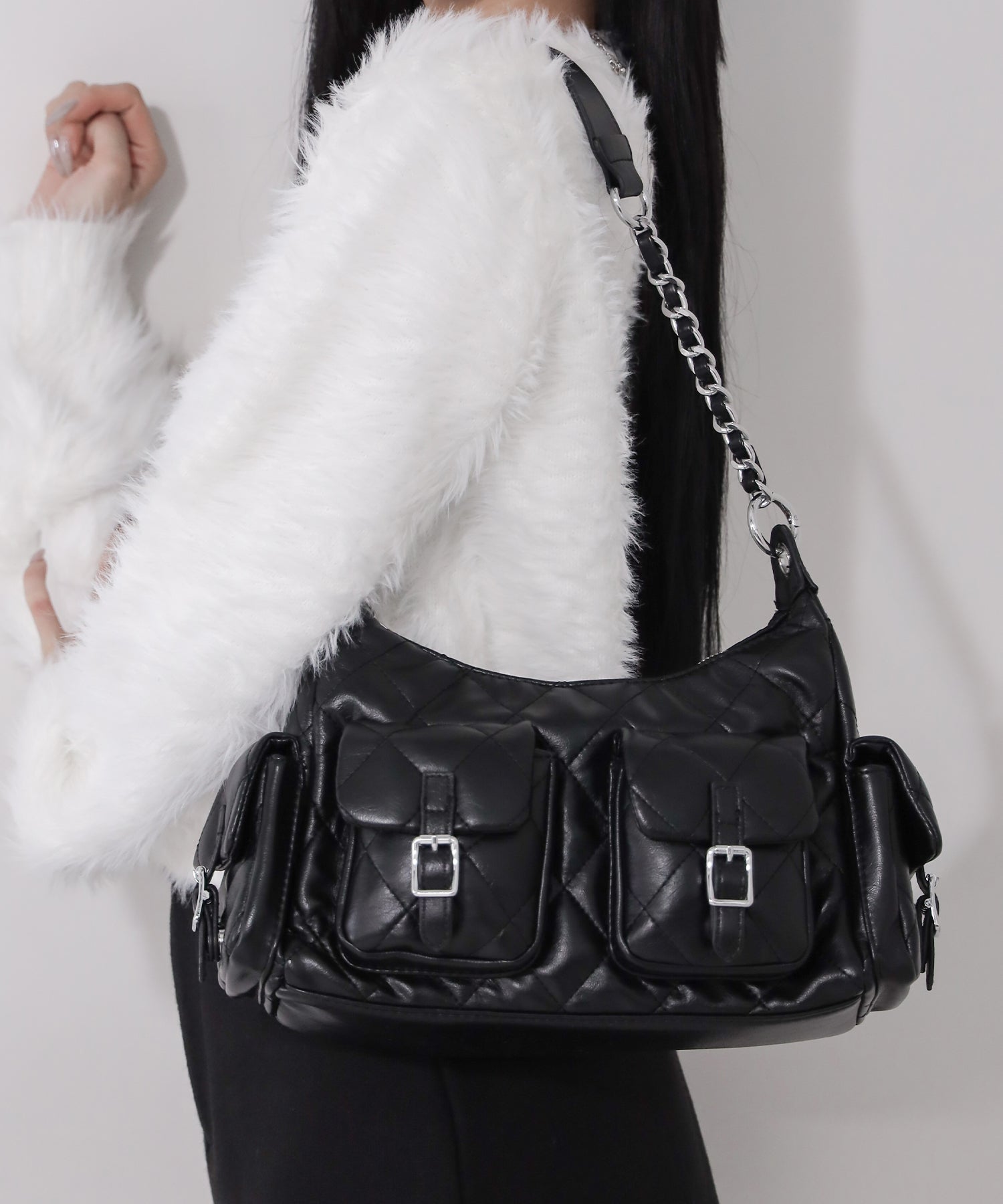 【 2WAY 】アウトポケットキルティングチェーンショルダーバッグ / 2WAY out pocket quilting chain shoulder bag