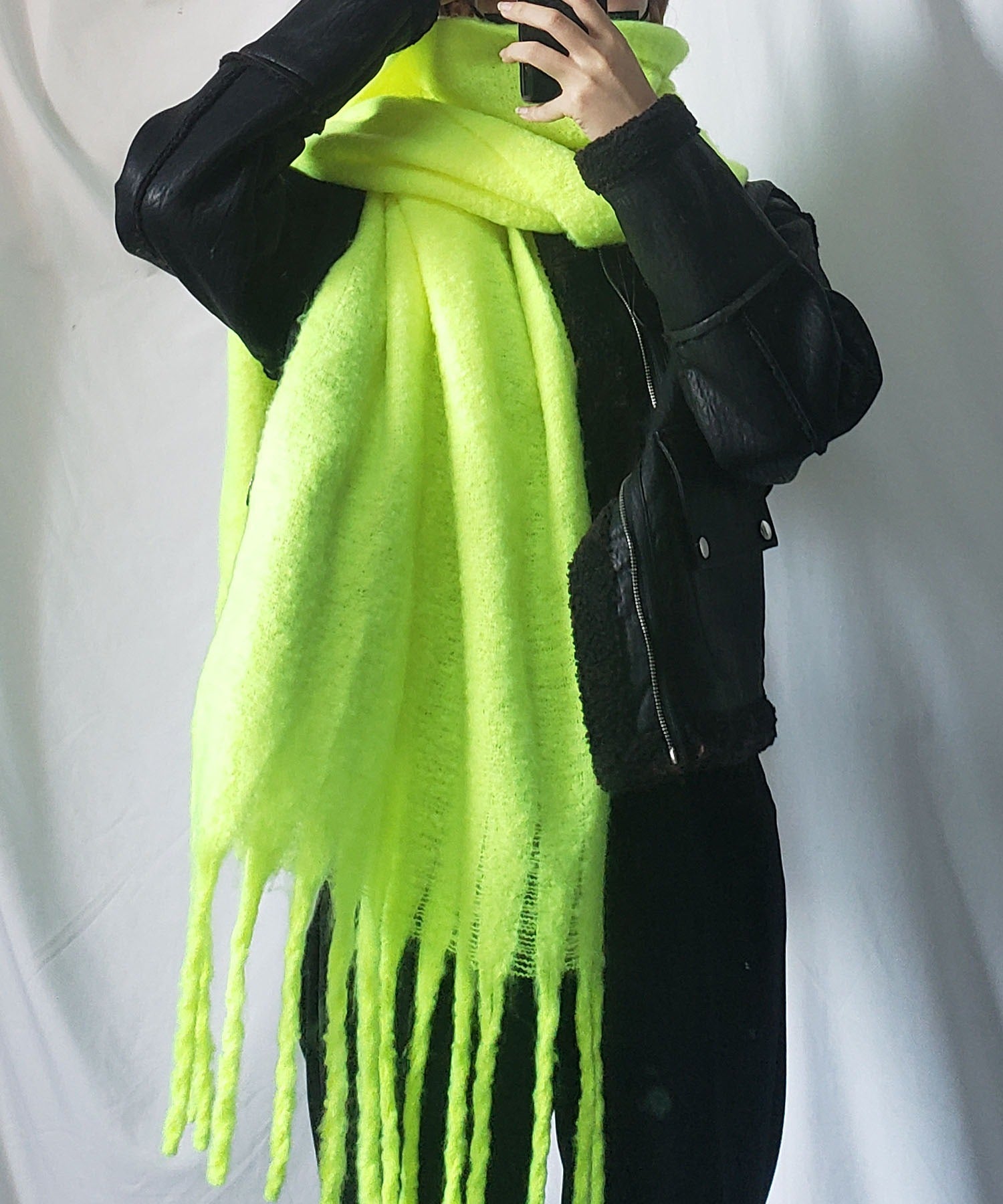 【30色展開 】ふわふわフリンジボリュームマフラー