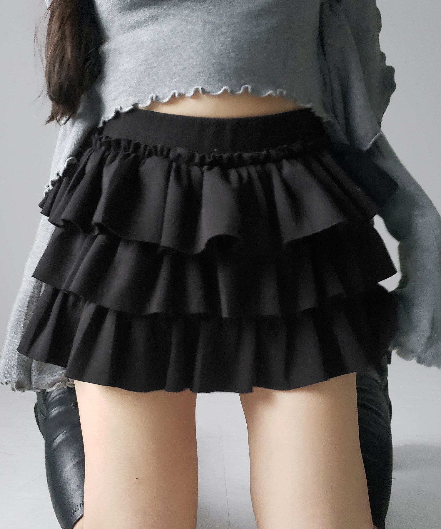 ティアードフリルカットソーミニスカート / tiered frill cut and sew mini skirt