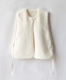 スムースタッチサイドスリットフェイクファーベスト