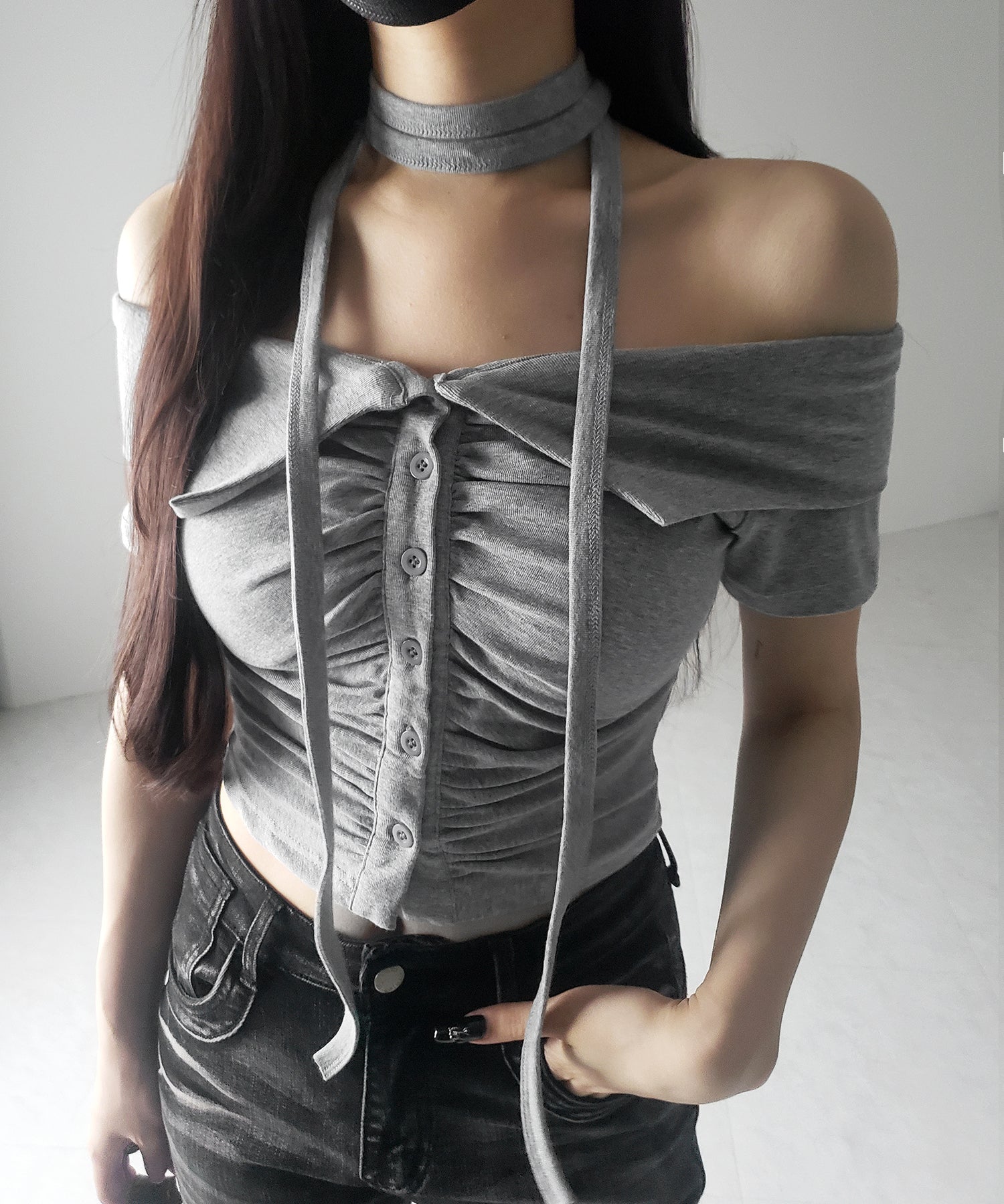 チョーカーロングタイ付き オフショルダータックギャザーTシャツ / choker long tie SET offshoulder tuck gather slim T-shirt