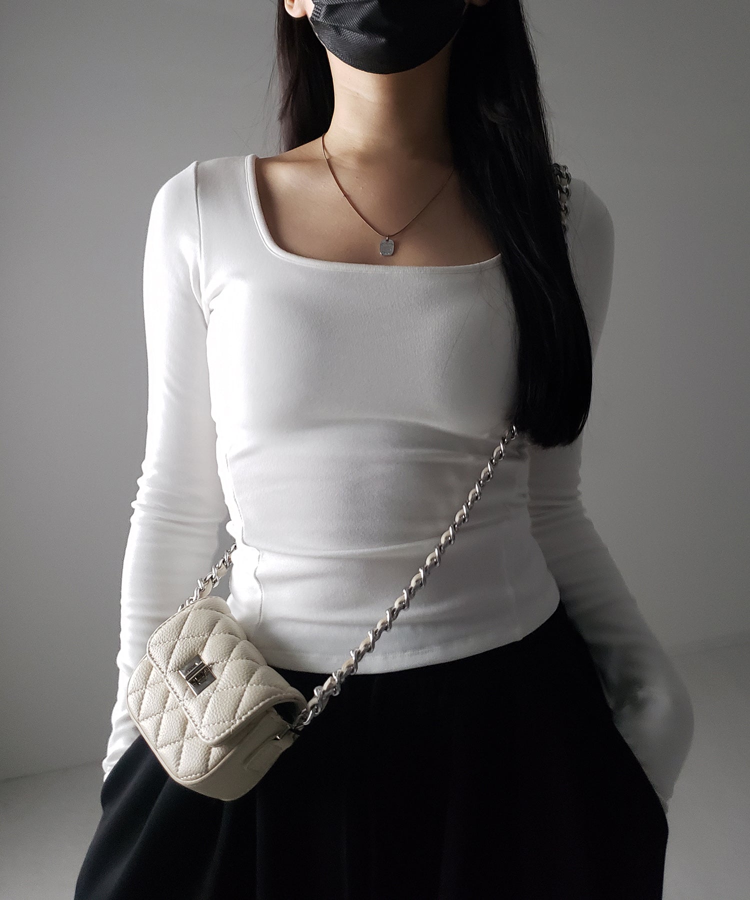 【 裏起毛 / カップ付き 】スクエアネックスリムカットソートップス