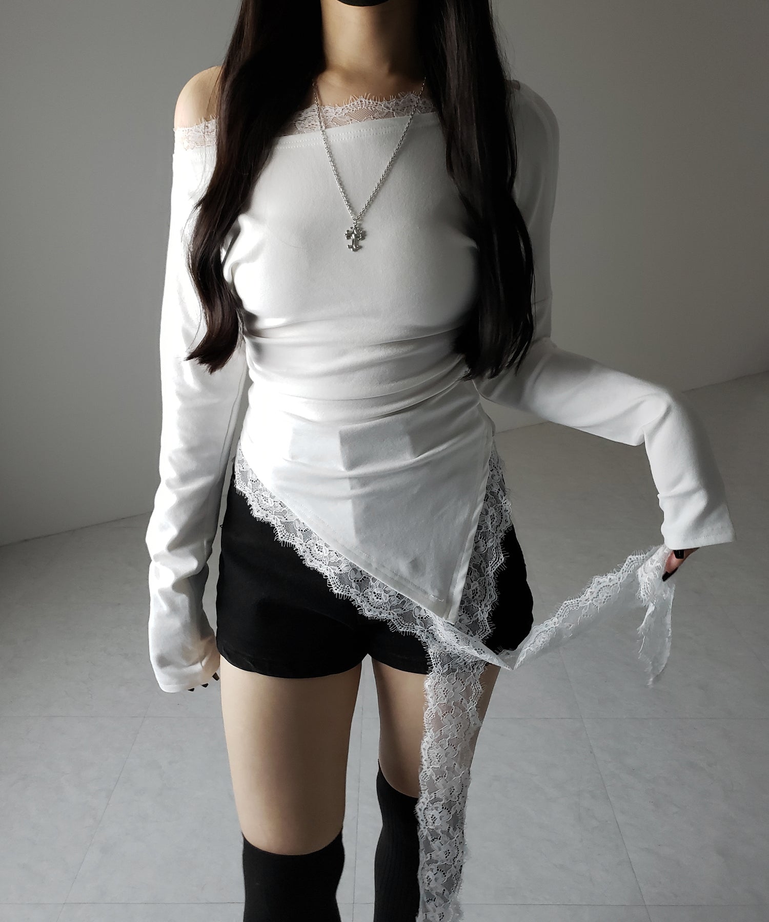 【 2color 】ワンショルダーレースドッキングアシンメトリートップス / one shoulder lace docking asymmetry tops