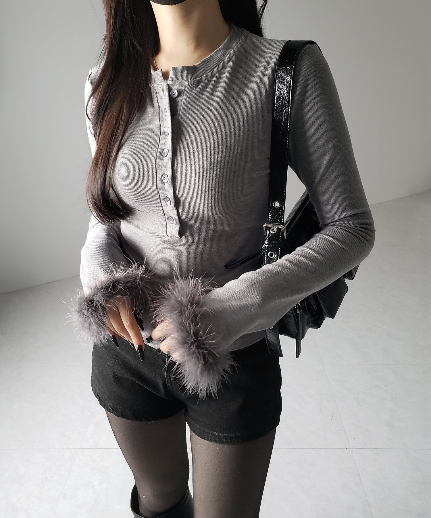 【 2color 】ファースリーブヘンリーネックリブトップス / fur sleeve henley neck lib tops