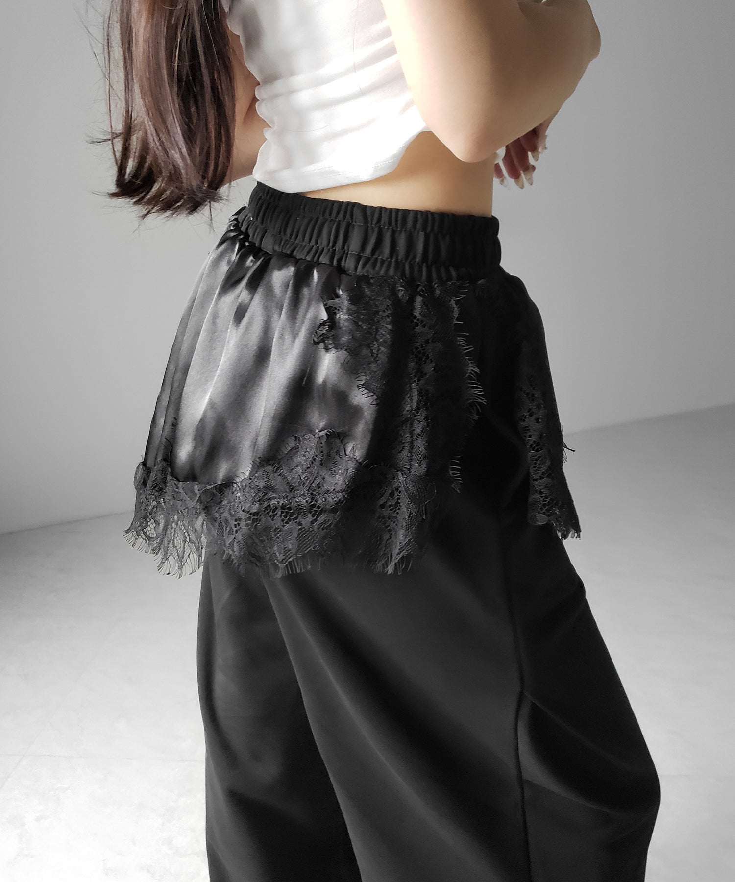 レースドッキングレイヤードスウェットワイドパンツ / lace docking layered sweat wide pants