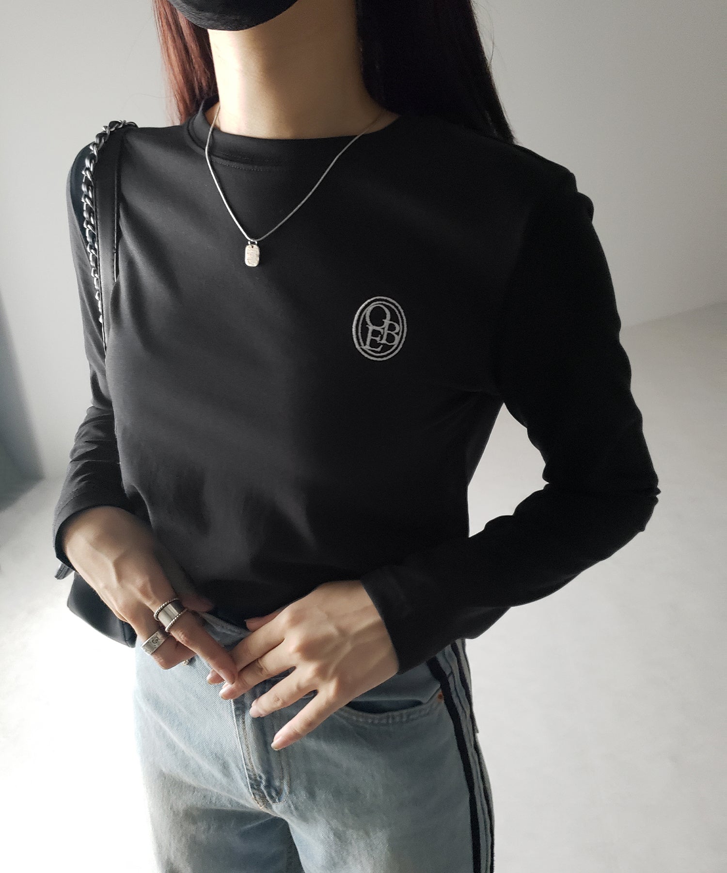 OBE刺繍 ミニロゴ長袖Tシャツ【 韓国製 】
