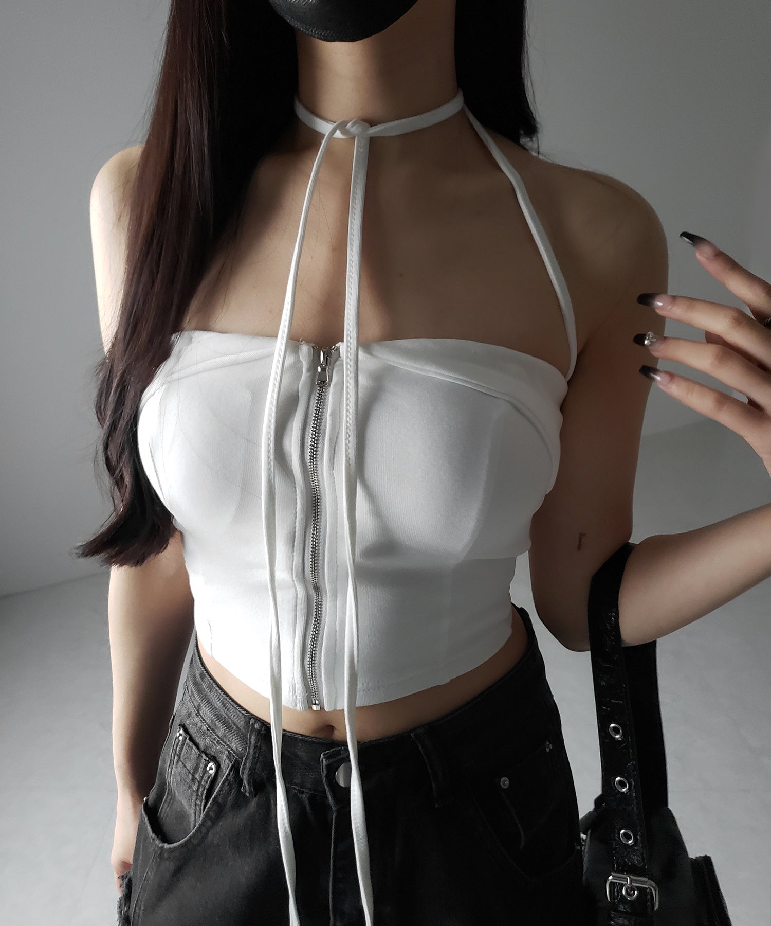 【 2WAY/ カップ付 】ジップアップクロスストラップリボンベアトップス / zip up cross strap ribbon bare tops