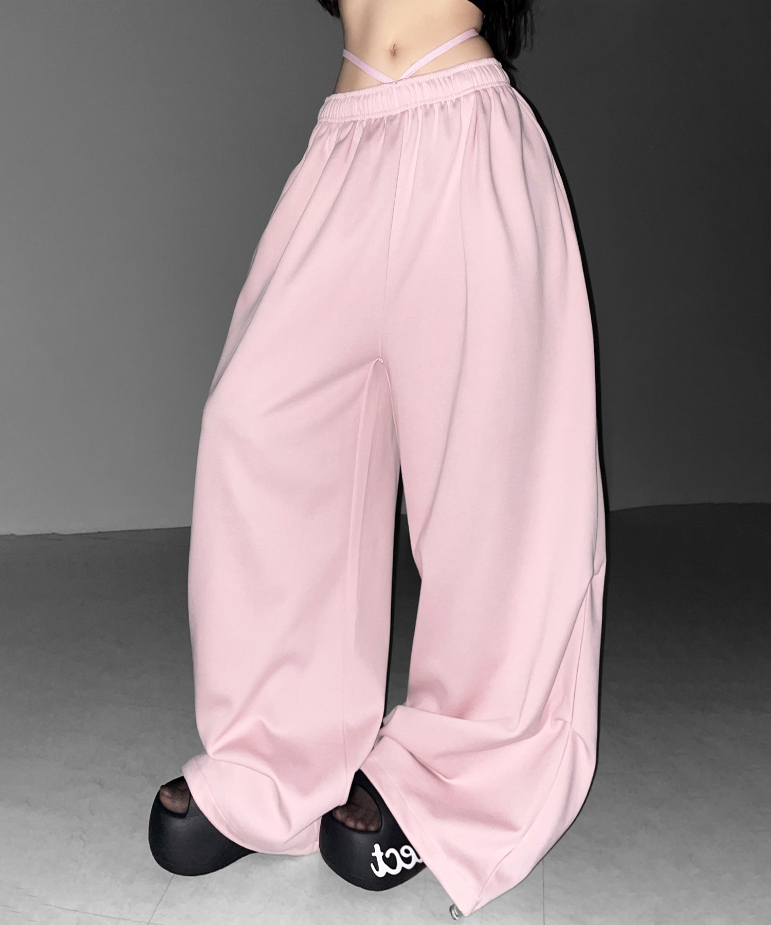 ウエストストリングタックワイドスウェットパンツ / waist string tack wide sweat pants