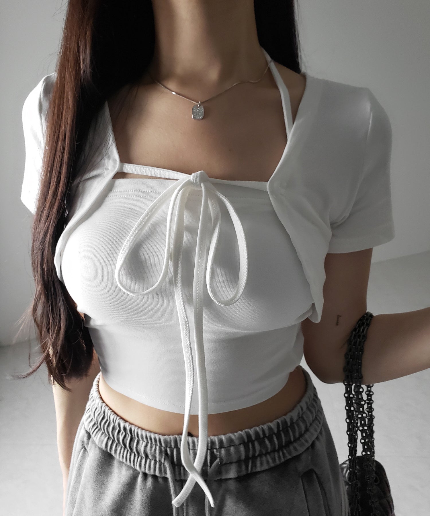 【 2点セット 】フロントリボンショートカーディガン+ ホルターキャミソール SET / front ribbon short cardigan + halter camisole SET