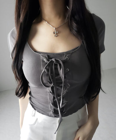 レースアップフロントリボン半袖ショートTシャツ / lace up front ribbon short sleeve short slim T-shirt