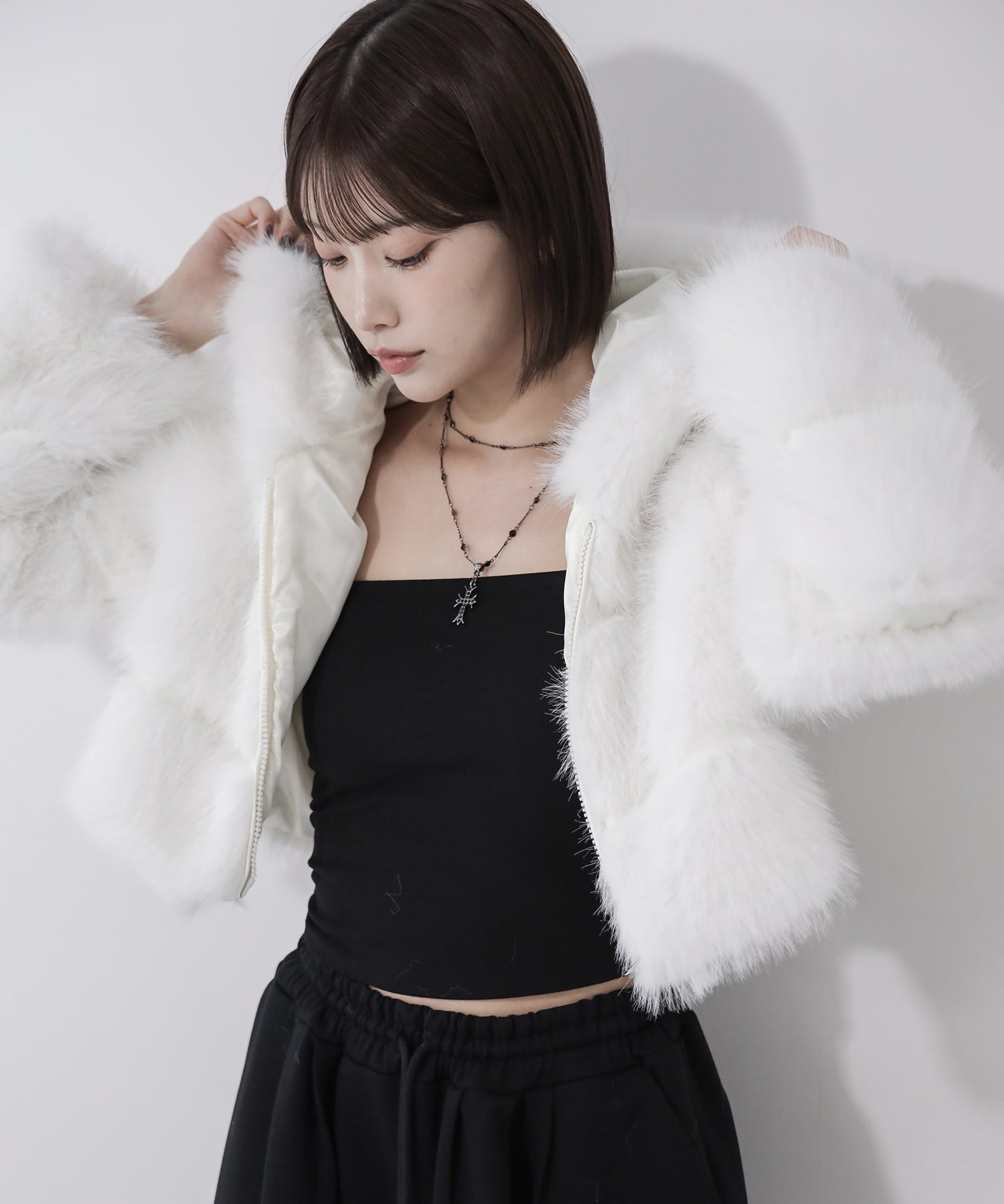 フェイクファーフーディショートコート / fake fur hoodie short coat