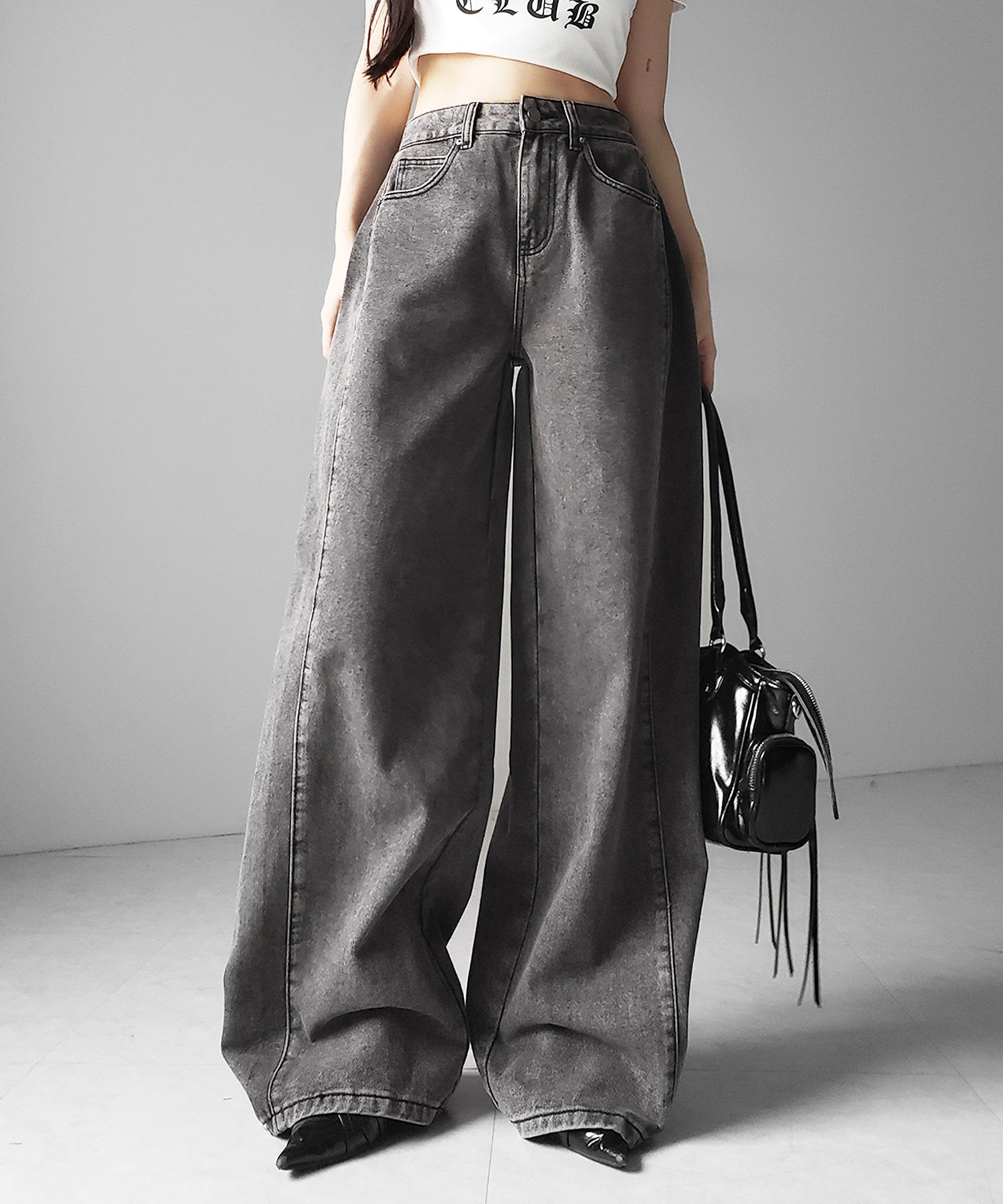 ヴィンテージライクウォッシュカーブワイドデニム / vintage like wash curve wide denim