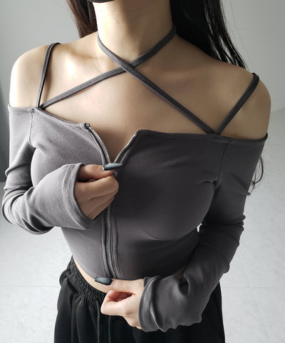 【 カップ付 】フロントジップクロスストラップオフショルトップス / front zip cross straps off-shoulder tops