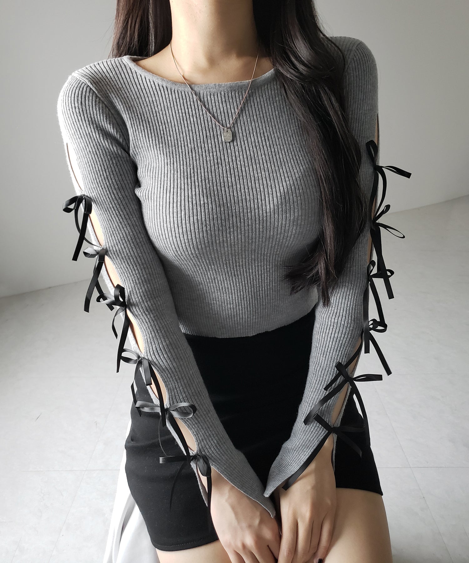 【 2color 】カットアウトリボンショートリブニット / cut out ribbon short rib knit