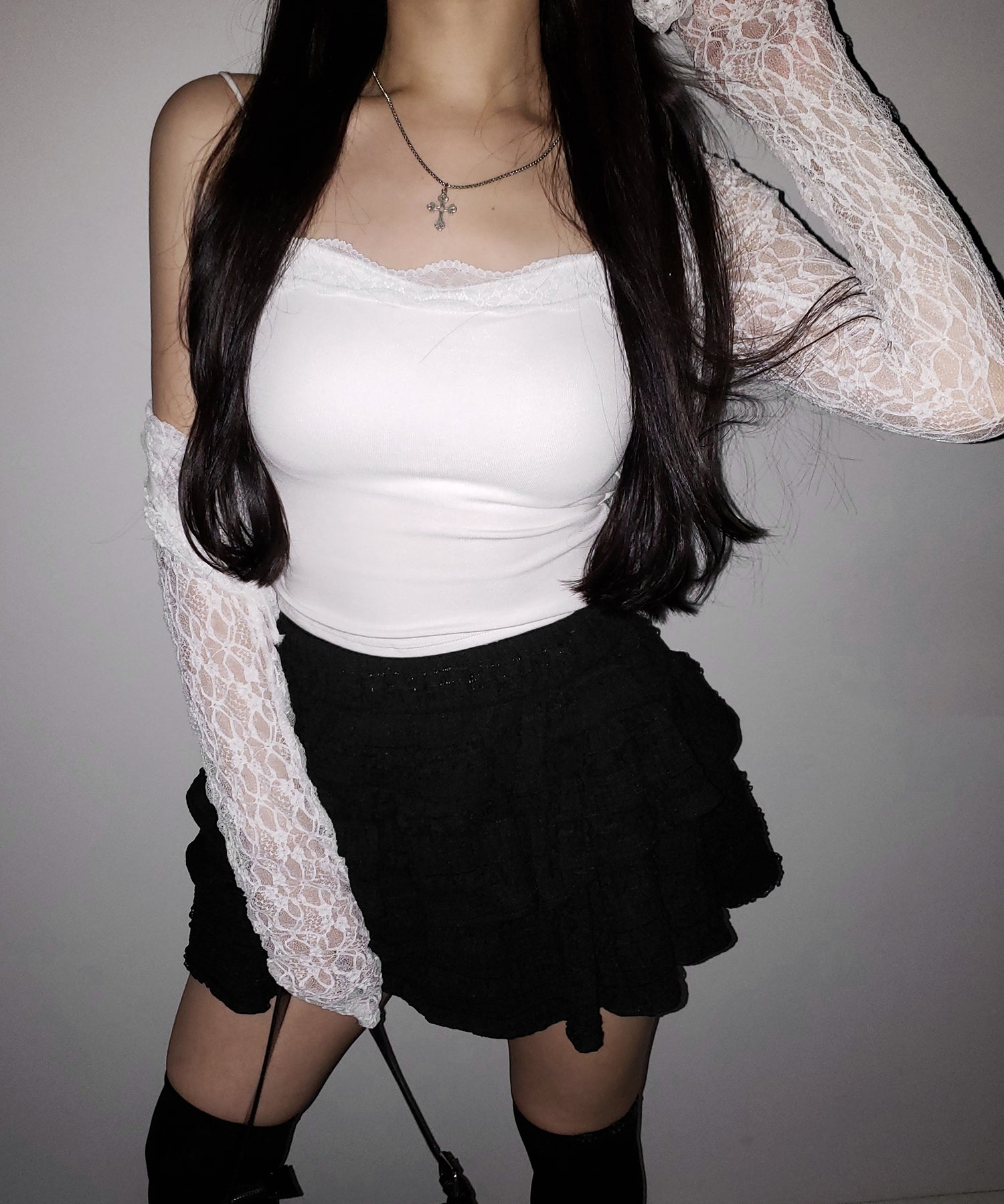【 3color 】レース切替スクエアクロップドキャミソール / Lace switched square cropped camisole