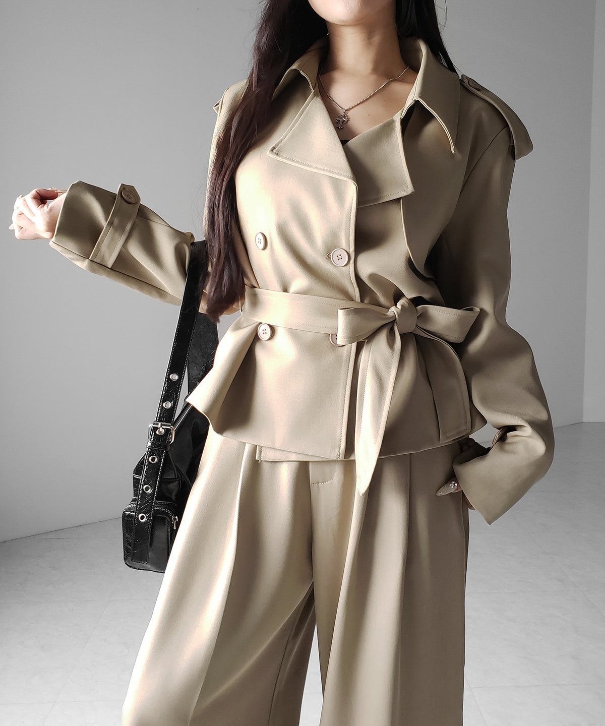 【 上下セットアップ 】ウエストマークショートトレンチコート + タックワイドスラックスパンツ SETUP / Waist-mark short trench coat + tuck wide slacks pants