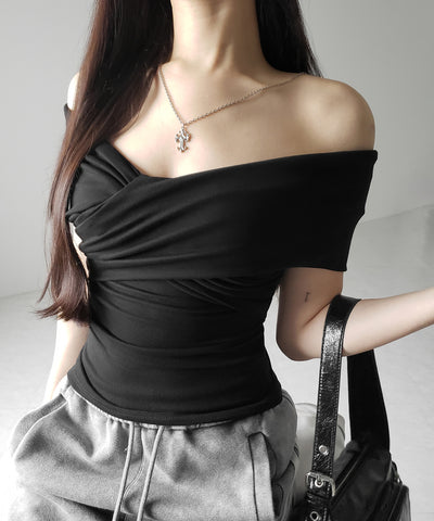 オフショルドレープクロスギャザリングTシャツ /off shoulder draped cross gatherimg T-shirt