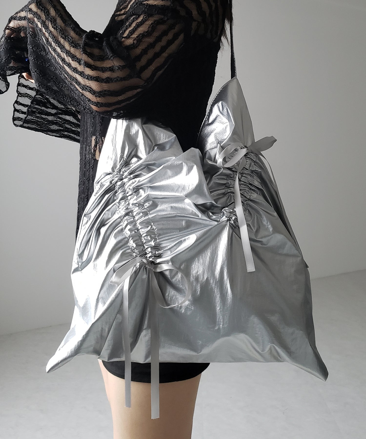【 2color 】シャーリングリボンメタリックトートバッグ / shirring ribbon metallic tote bag