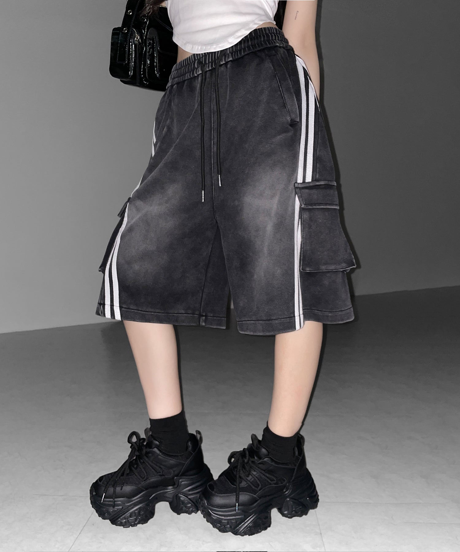サイドラインヴィンテージワイドカーゴスウェットハーフパンツ / sideline vintage wide cargo sweat half pants