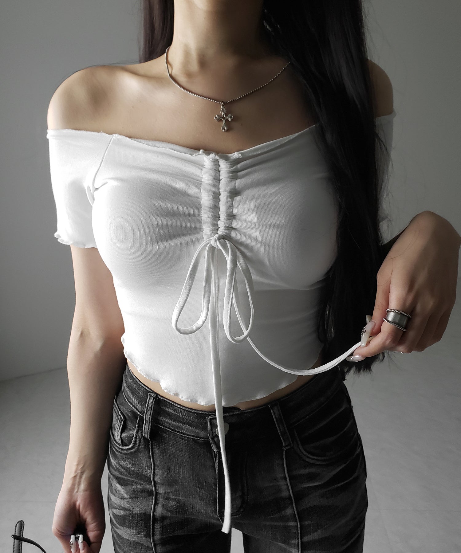 【 3color 】シャーリングリボンオフショルメローTシャツ / shirring ribbon off-shoulder mellow T-shirt