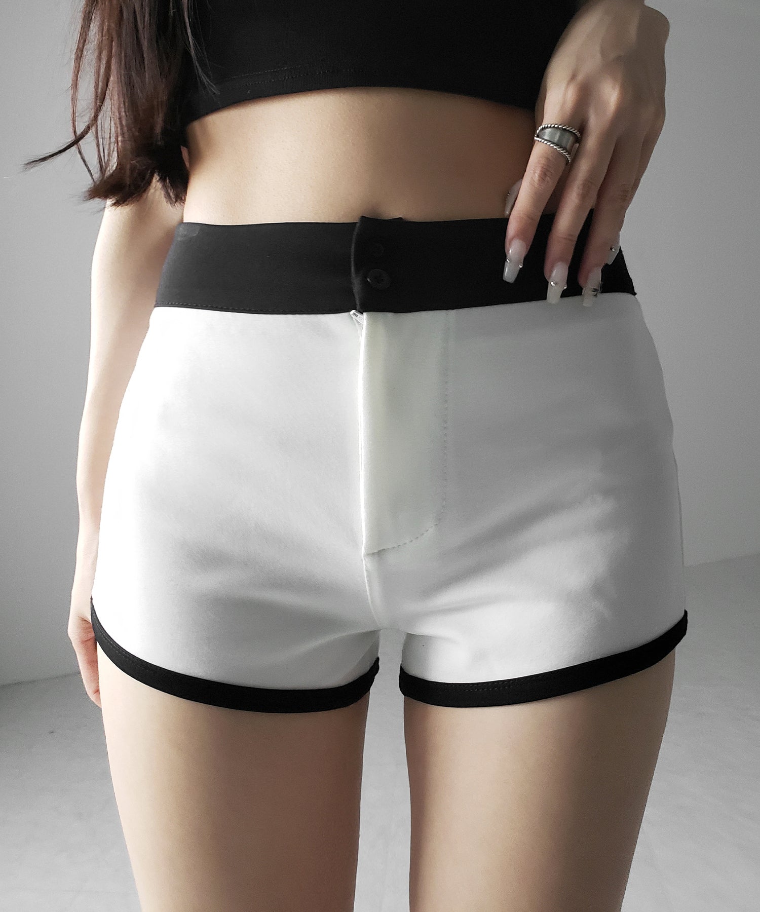 【 2color /2size 】バイカラーマイクロミニスパンショートパンツ / bicolor micro mini span short pants