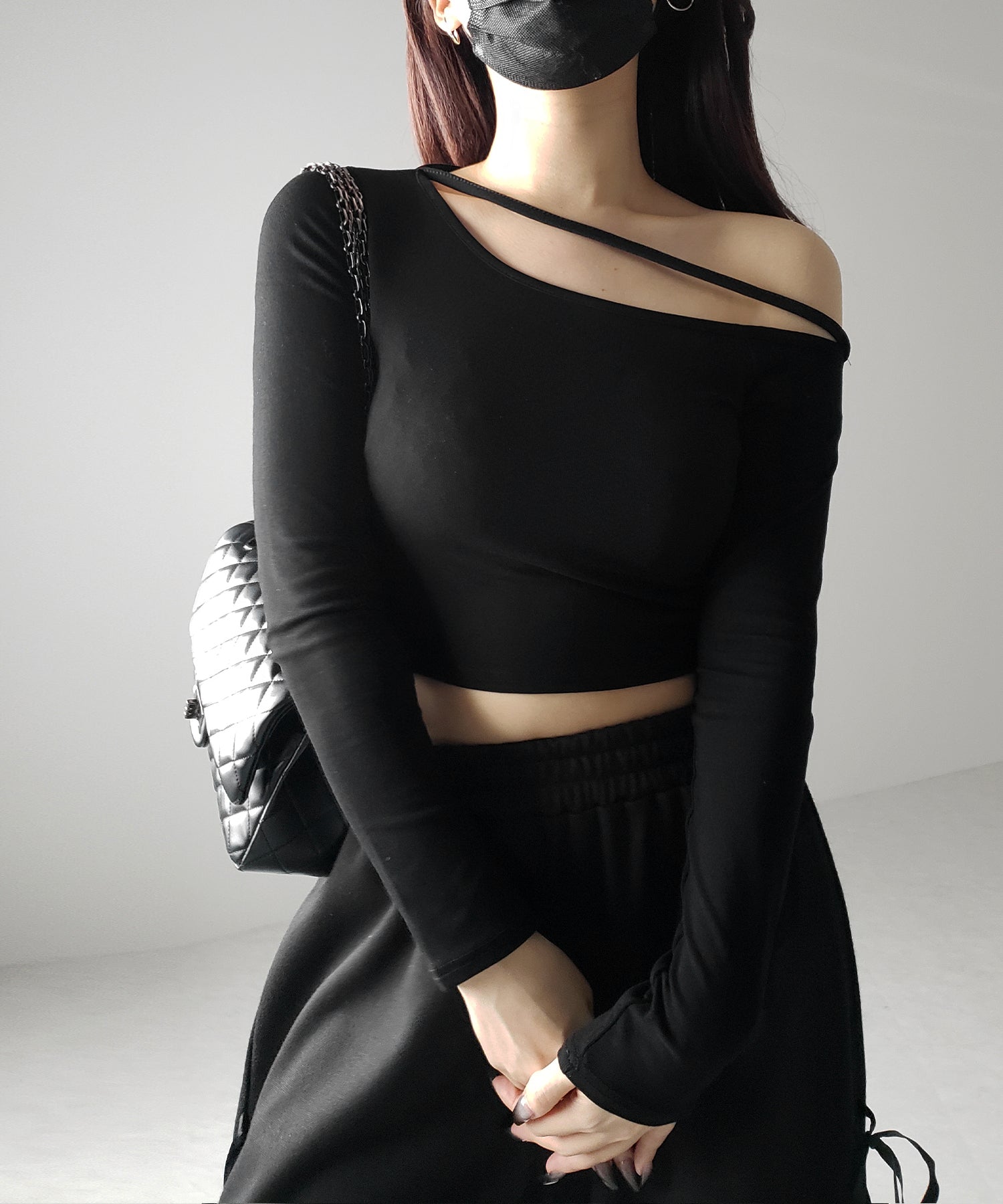 【 3color 】ストラップワンショルダーショートカットソートップス / strap one shoulder short cutsew tops