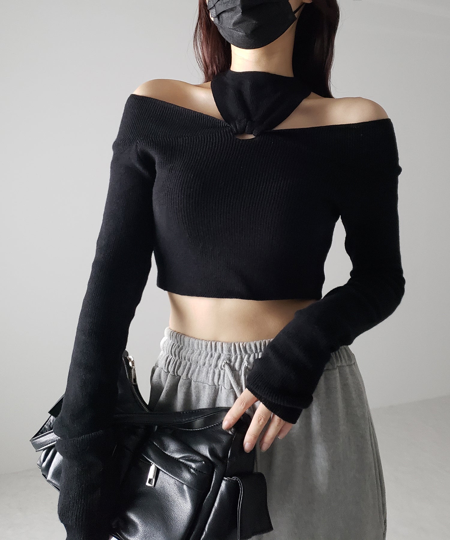 【 3 color 】カットアウトオフショルショートリブニット