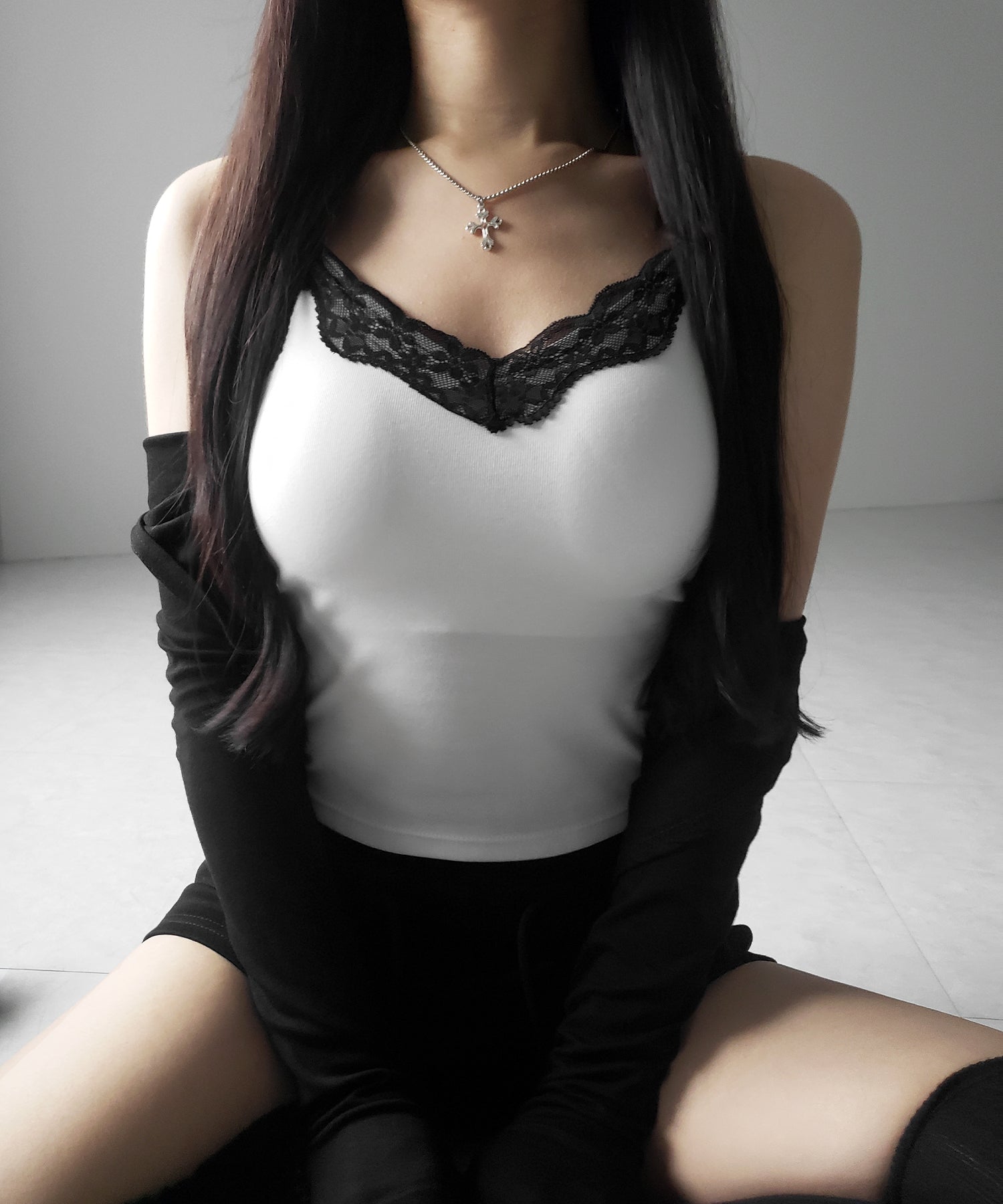 【 新色ピンク追加!カップ付き 】配色レースクロップドリブキャミソール / bicolor lace cropped rib camisole