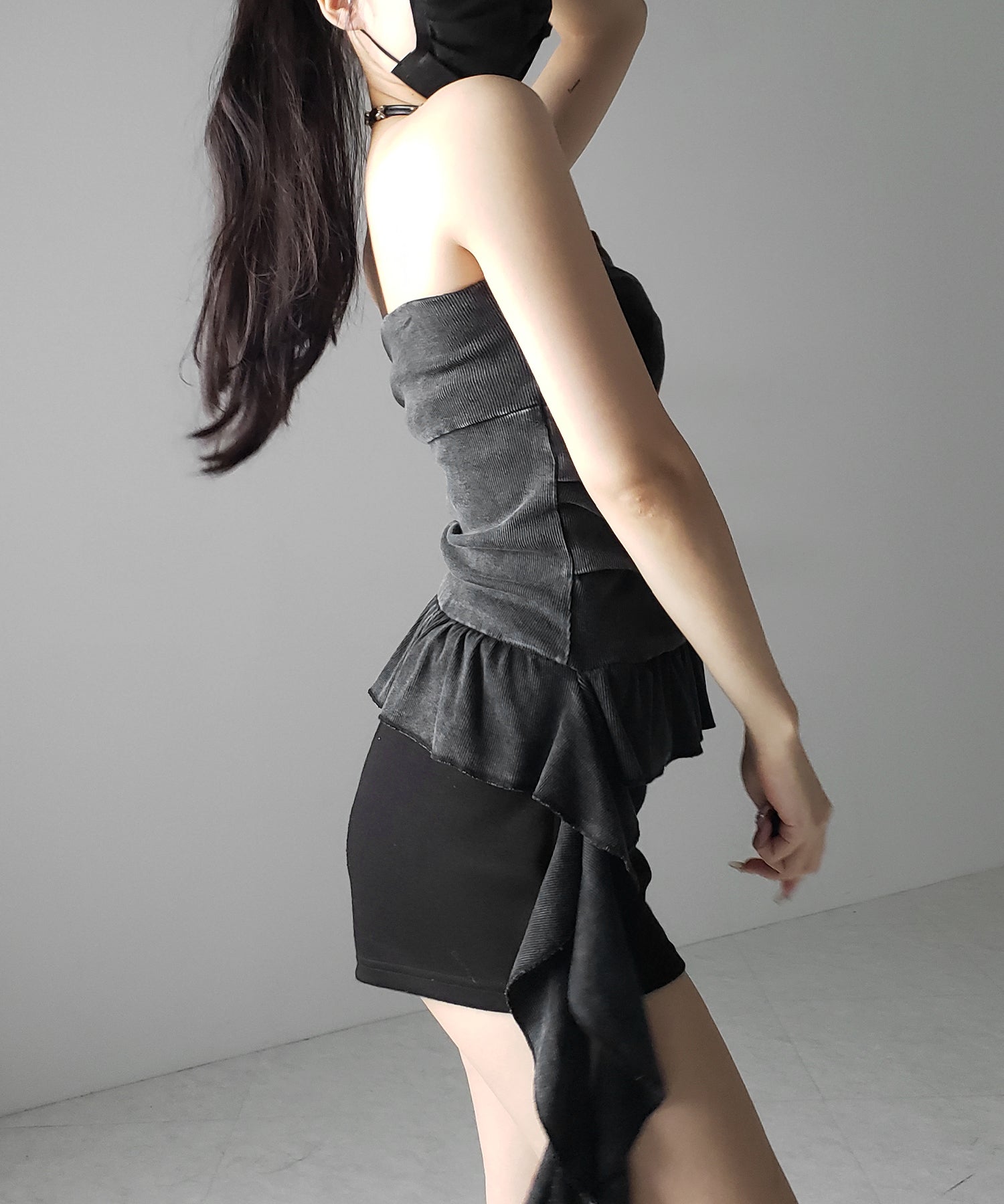 【 2color 】ヴィンテージピグメントフリルベアトップス / vintage pigment frill bare tops