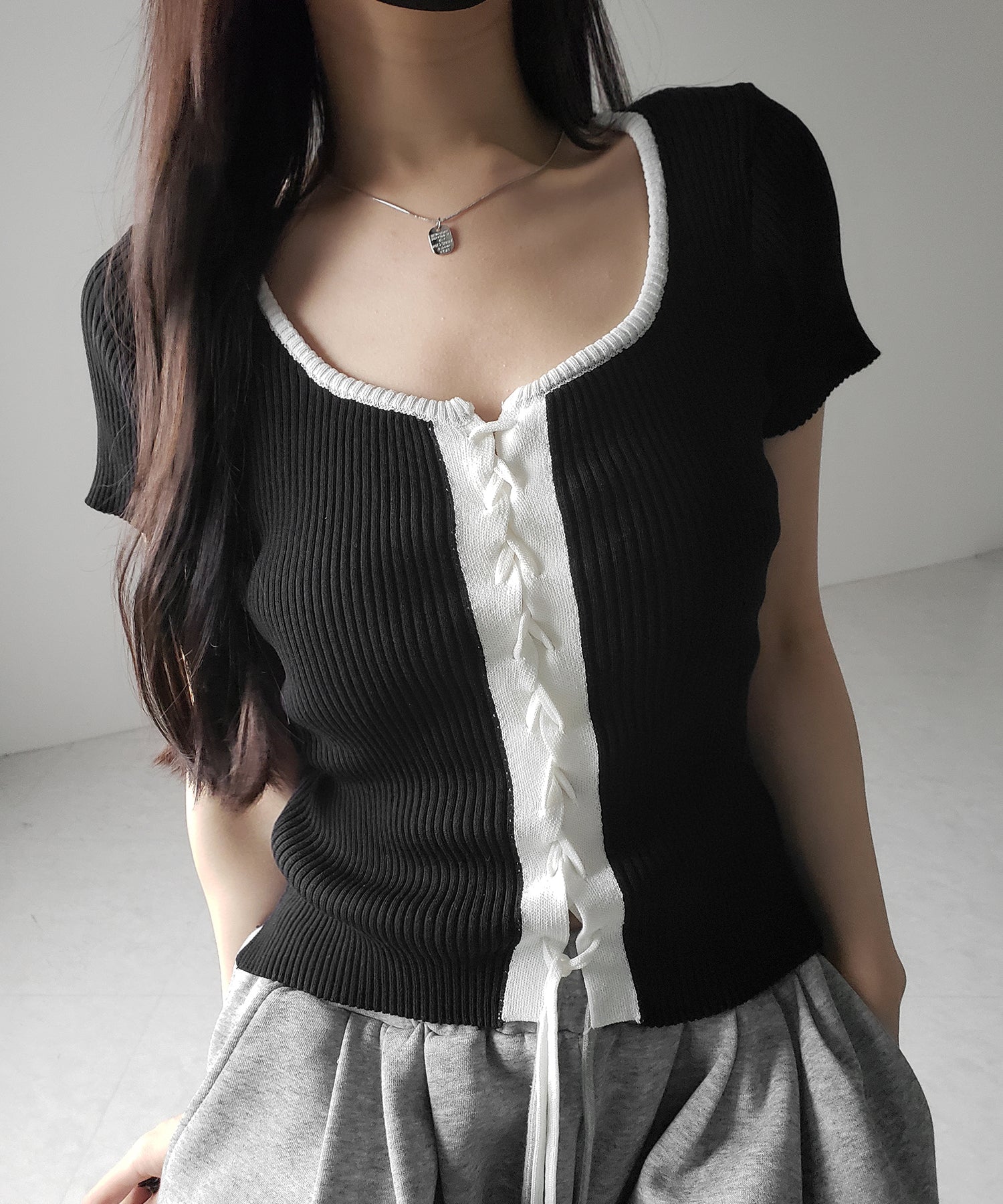 半袖レースアップスリムニットトップス / short-sleeve lace up slim knit tops