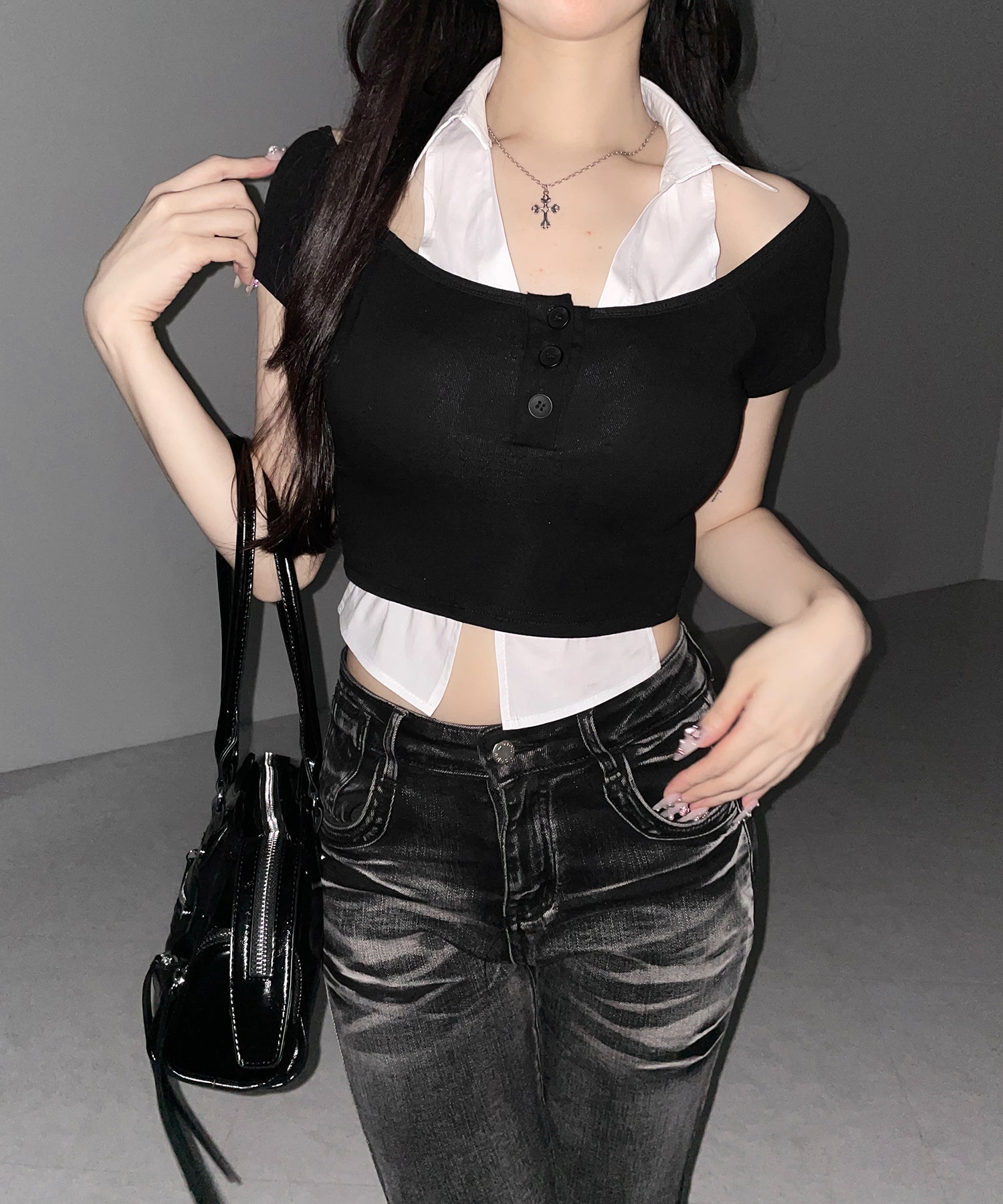 シャツレイヤードヘンリーネックカットアウトトップス / shirt layered henlyneck cutout tops