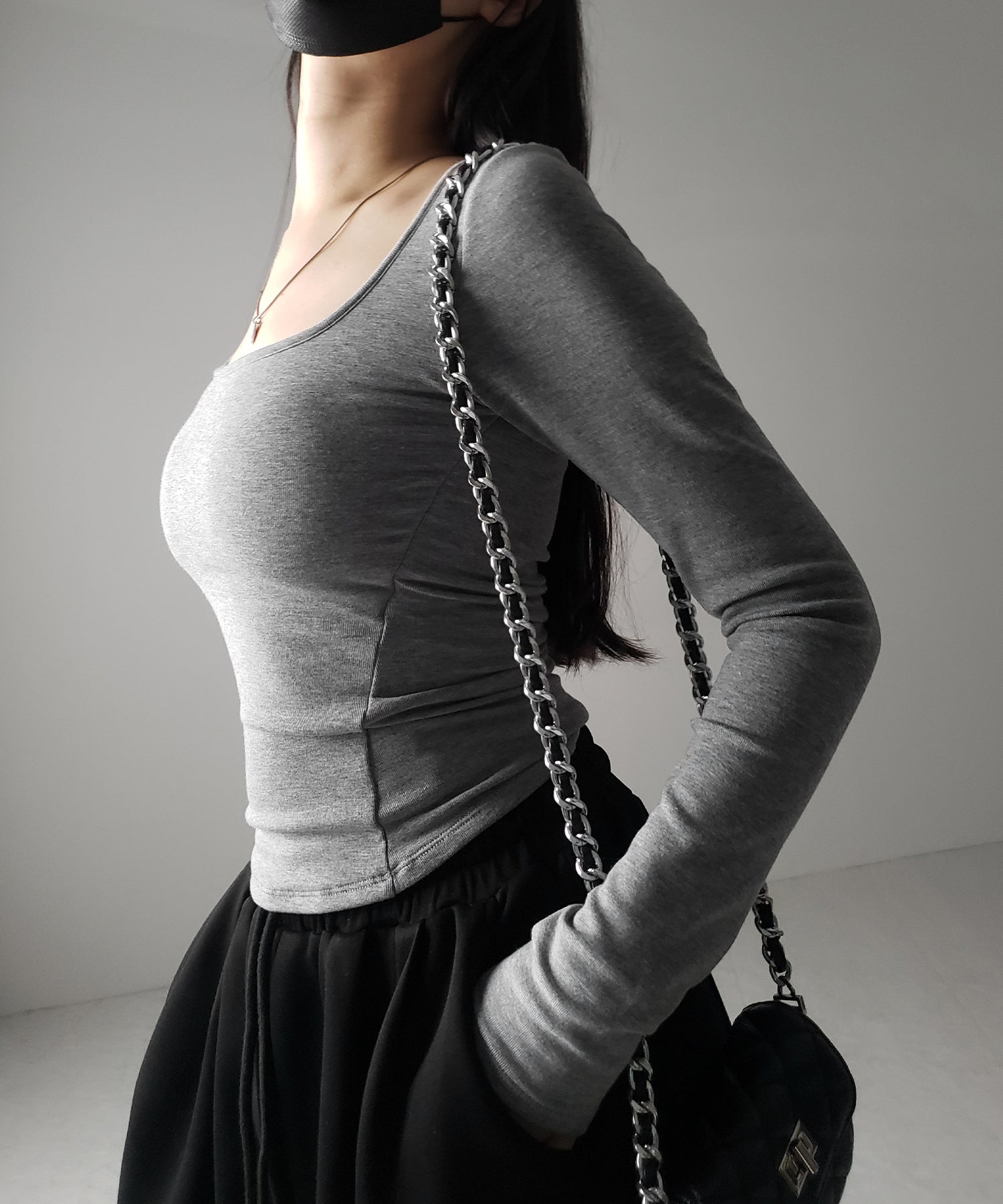 【 裏起毛 / カップ付き 】スクエアネックスリムカットソートップス