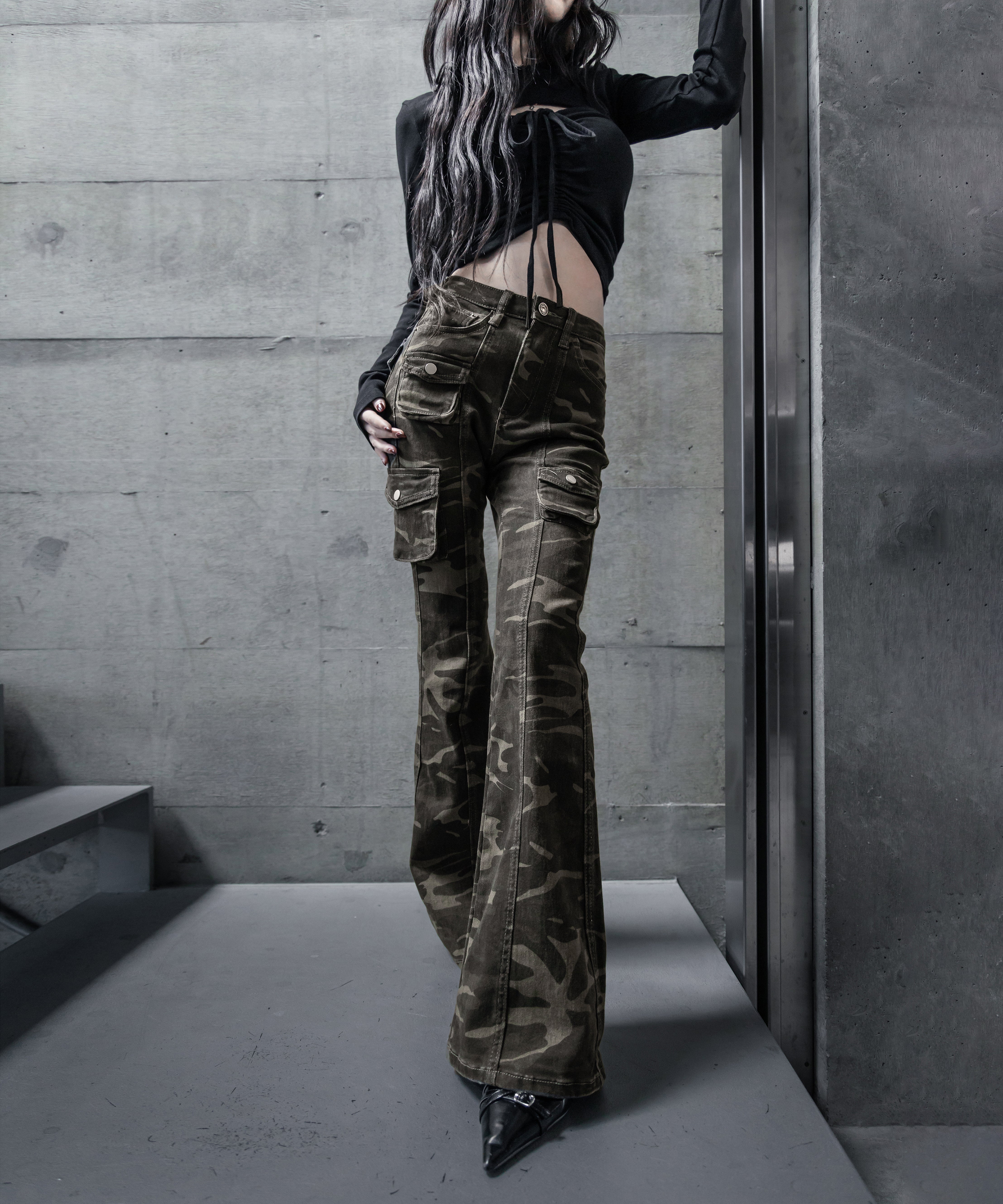 ヴィンテージカモフラストレッチカーゴフレアデニム / vintage camouflage stretch cargo flare denim