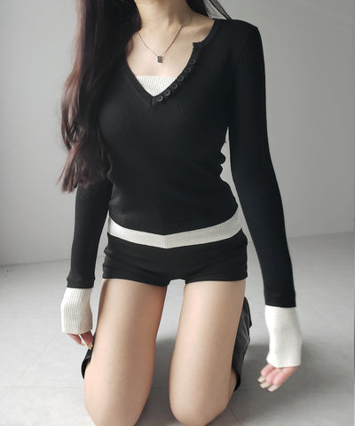 フェイクレイヤードスリムリブニットトップス / Fake layered slim rib knit tops
