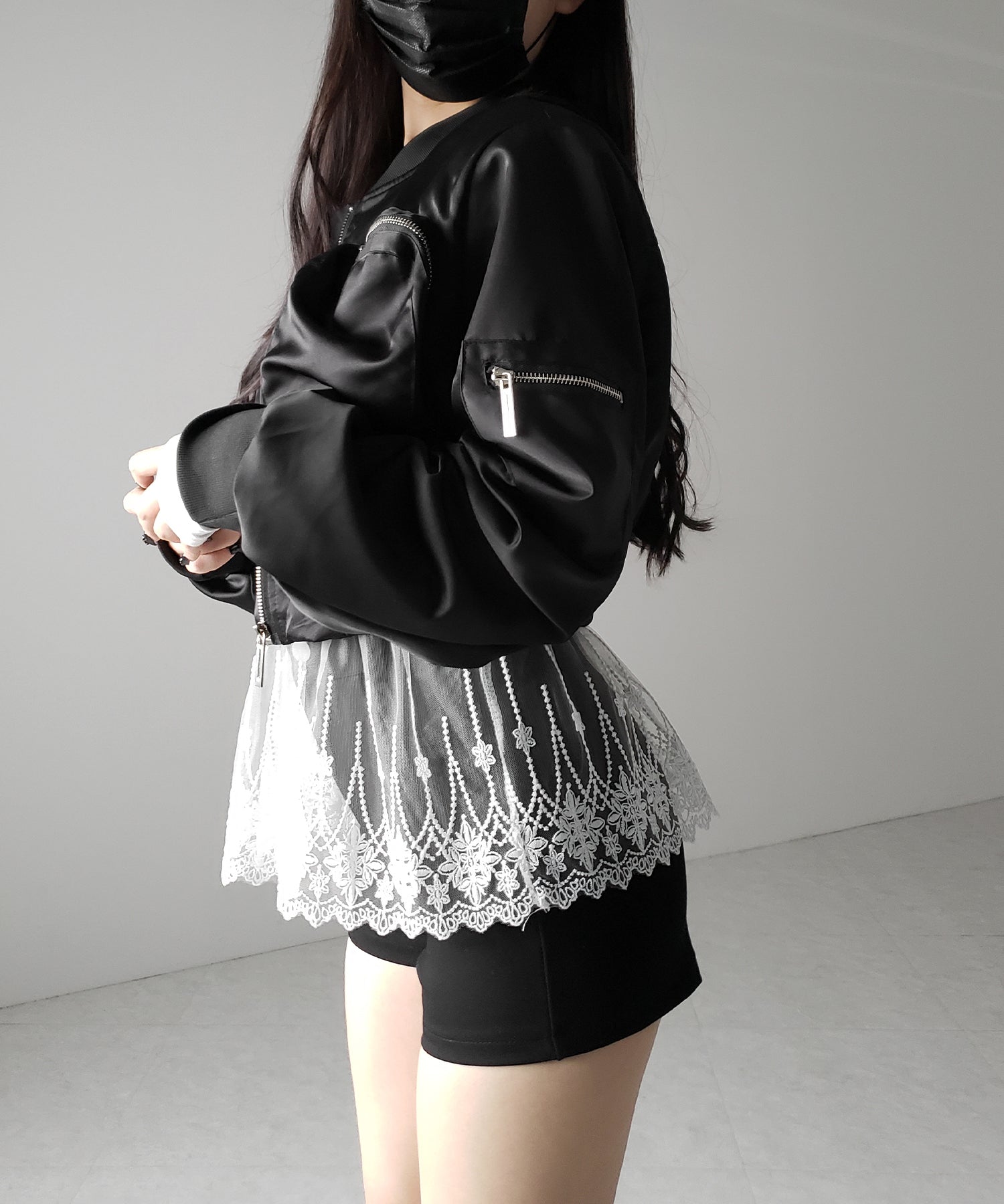 【 2color 】裾レースフリルレイヤード長袖トップス / hem lace frill layered long sleeve tops
